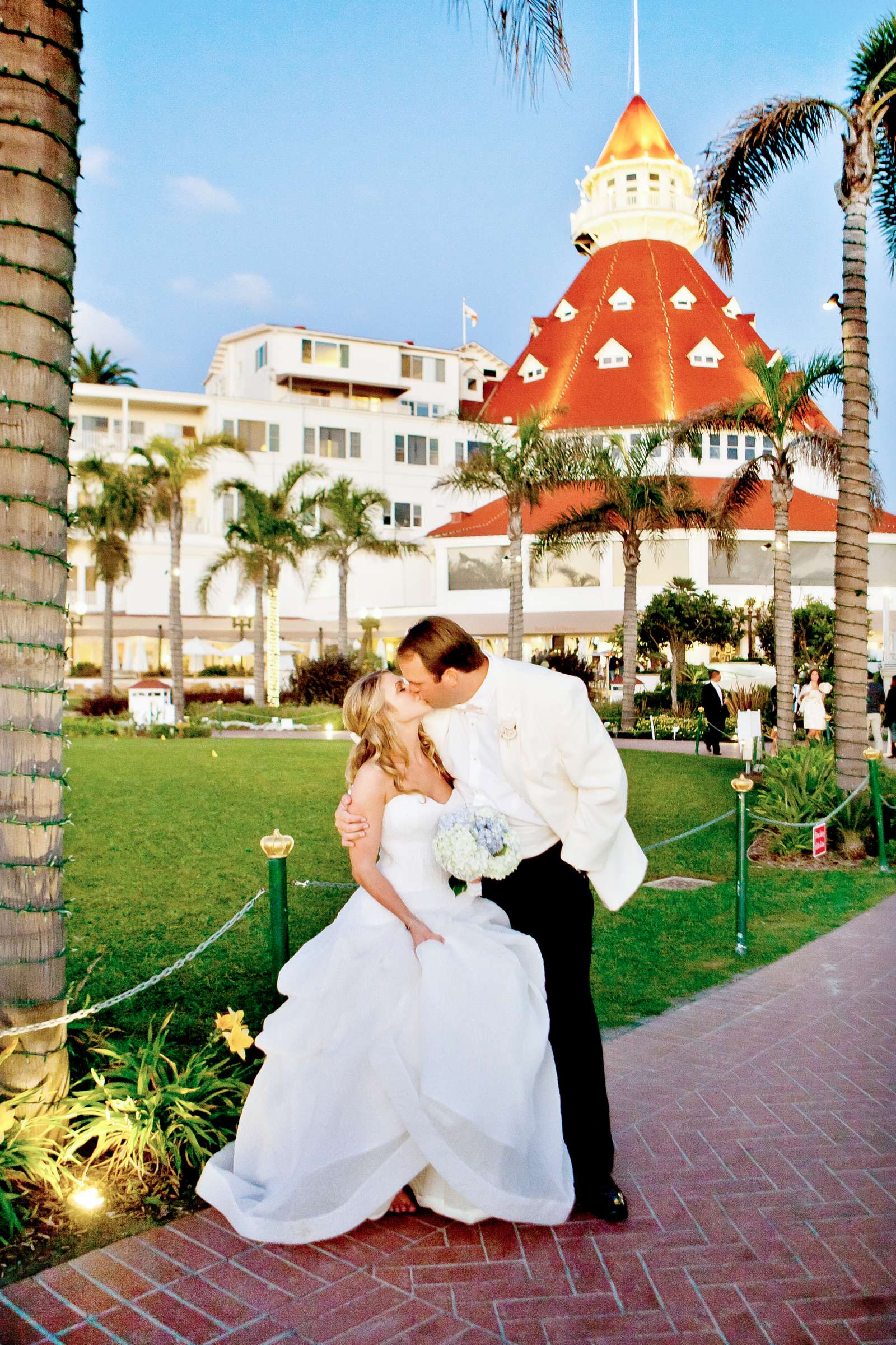 Hotel Del Coronado Wedding coordinated by Creative Affairs Inc, Mimi and Chad Wedding Photo #196005 by True Photography