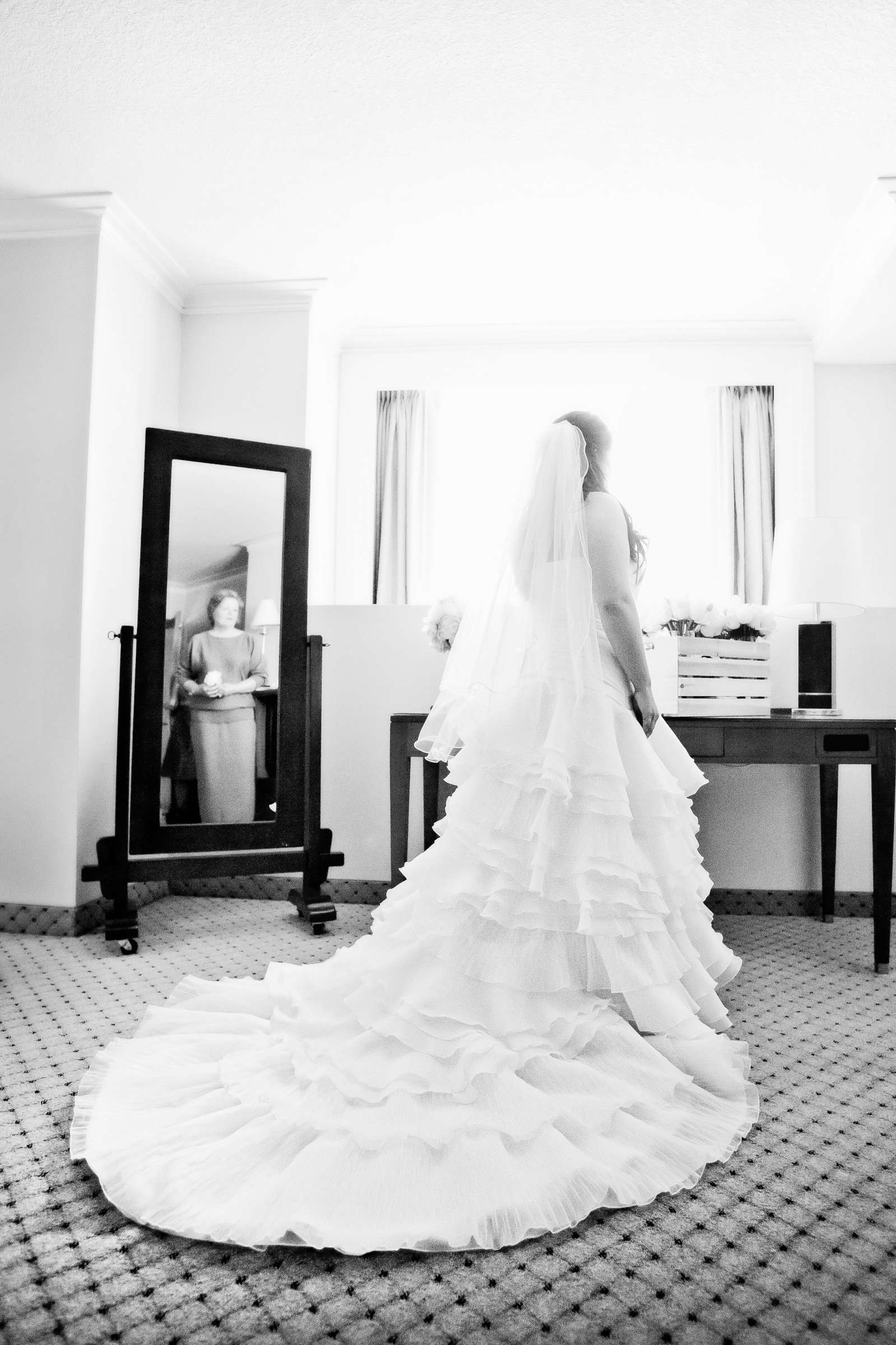 Ultimate Skybox Wedding, Julie and Keith Wedding Photo #201375 by True Photography