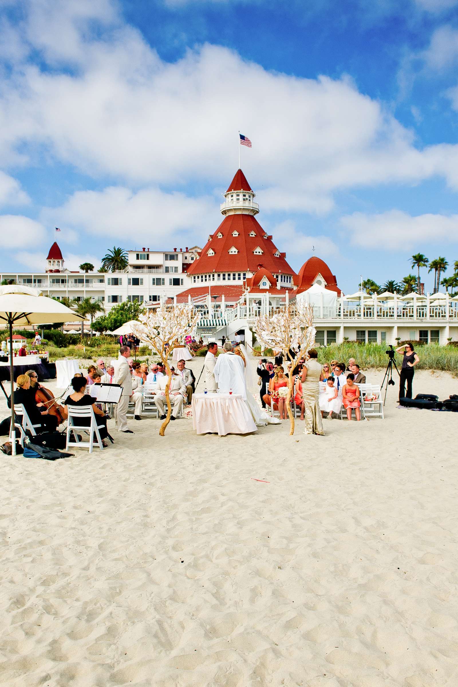 Hotel Del Coronado Wedding coordinated by lolagraceEVENTS, Kait and Joe Wedding Photo #202295 by True Photography