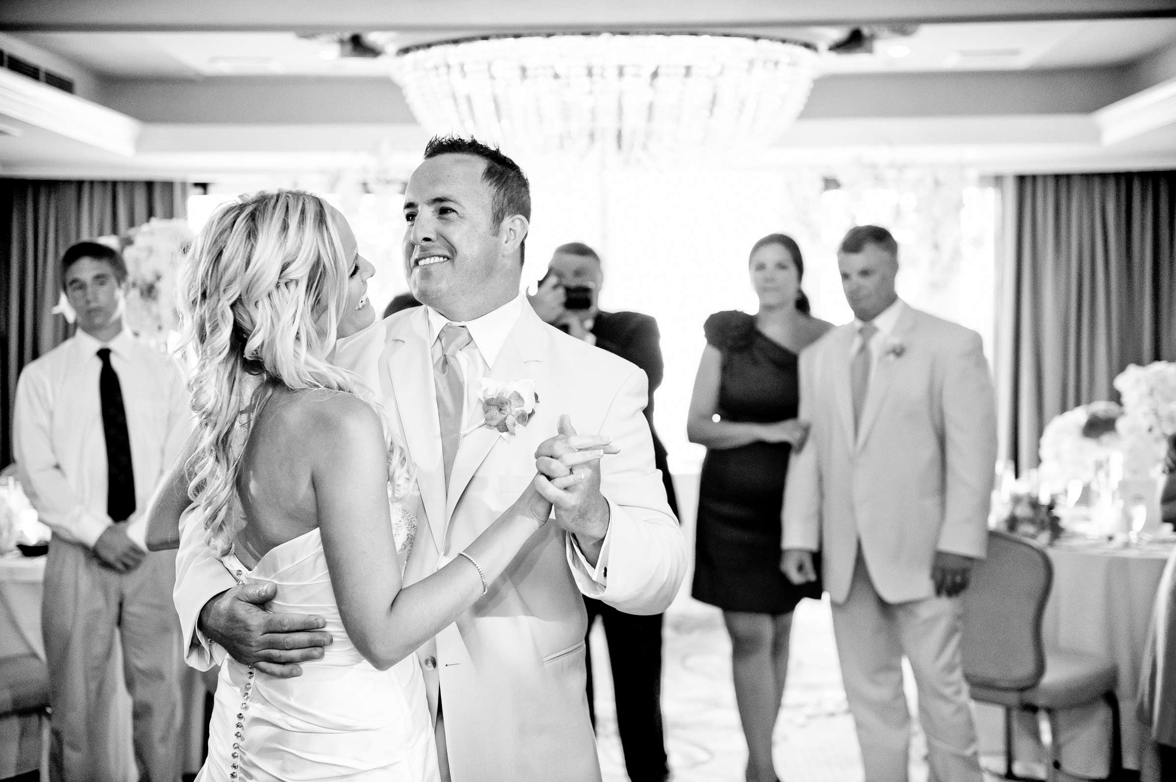 Hotel Del Coronado Wedding coordinated by lolagraceEVENTS, Kait and Joe Wedding Photo #202305 by True Photography