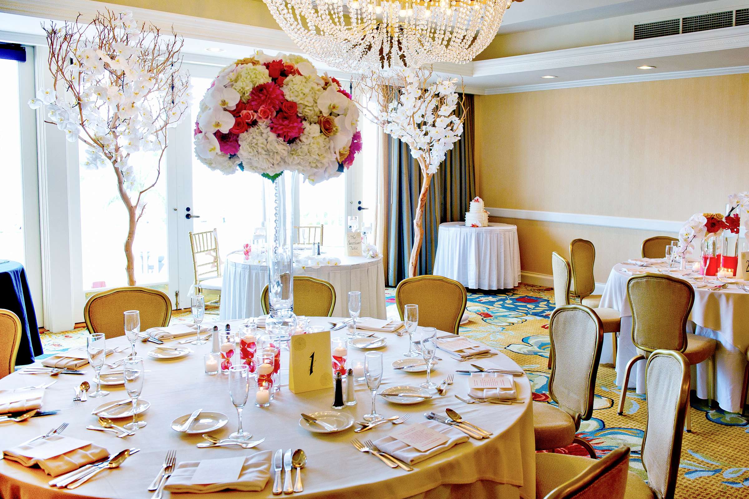 Hotel Del Coronado Wedding coordinated by lolagraceEVENTS, Kait and Joe Wedding Photo #202309 by True Photography