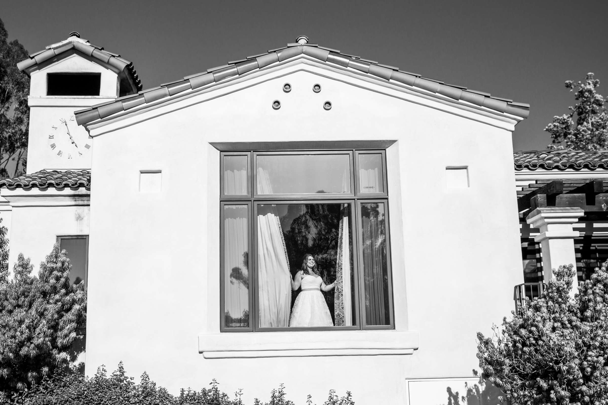 Rancho Santa Fe Golf Club Wedding coordinated by Monarch Weddings, Carolynn and Jon Wedding Photo #12 by True Photography