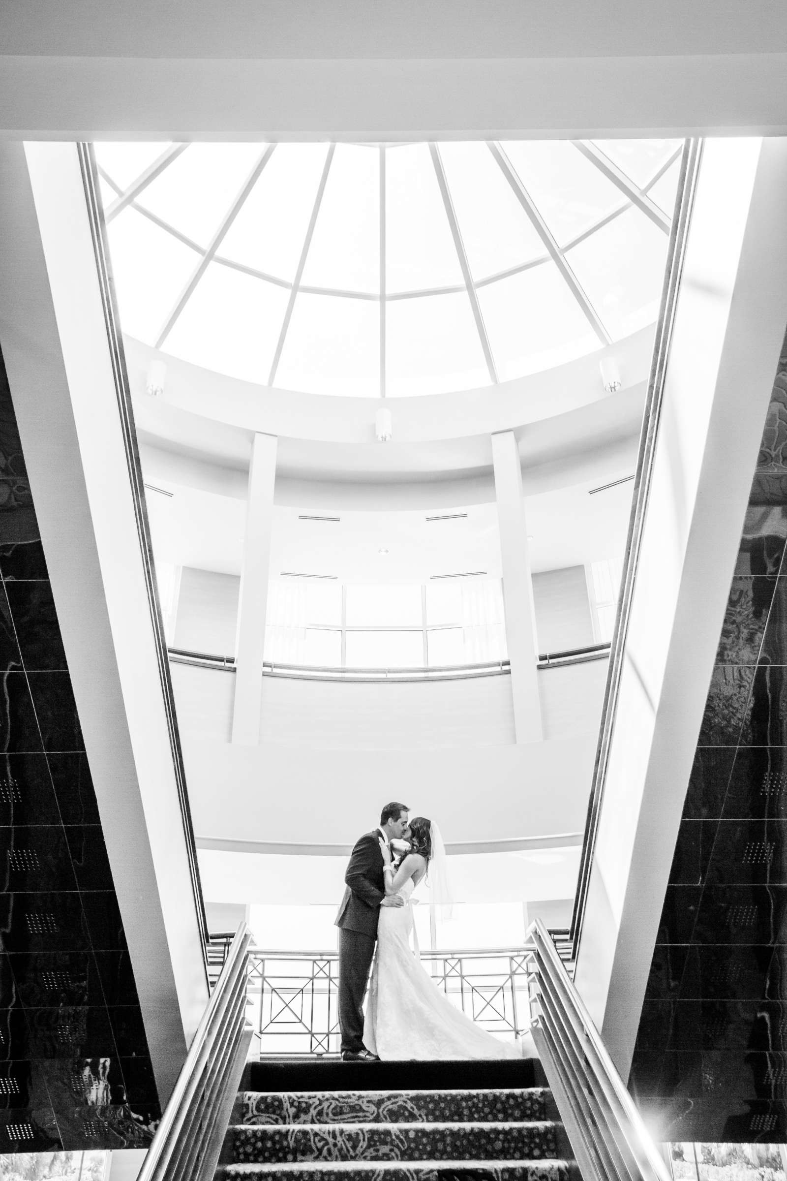 Scripps Seaside Forum Wedding coordinated by Luxe Special Events, Angela and Kyle Wedding Photo #16 by True Photography