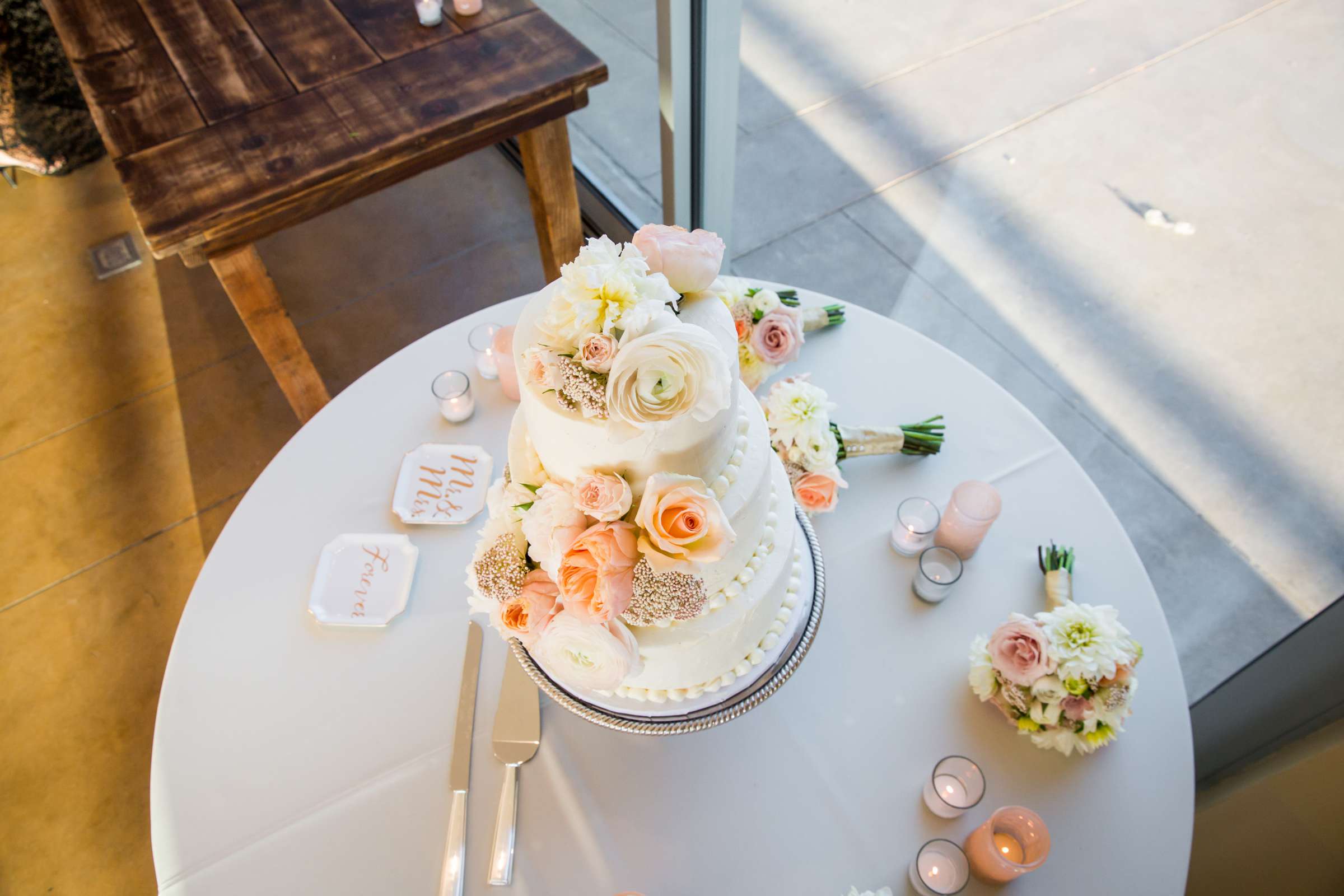 Scripps Seaside Forum Wedding coordinated by Luxe Special Events, Angela and Kyle Wedding Photo #92 by True Photography