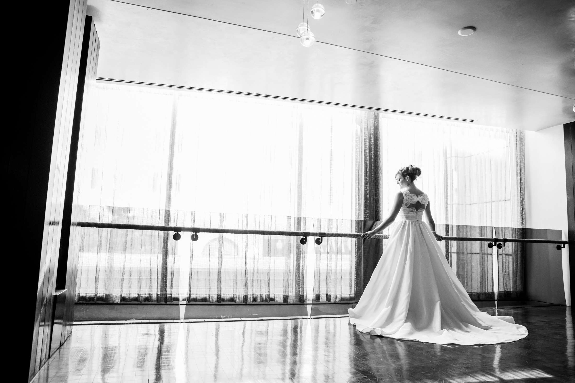 The Ultimate Skybox Wedding coordinated by Bliss Events, Nora and Peter Wedding Photo #4 by True Photography