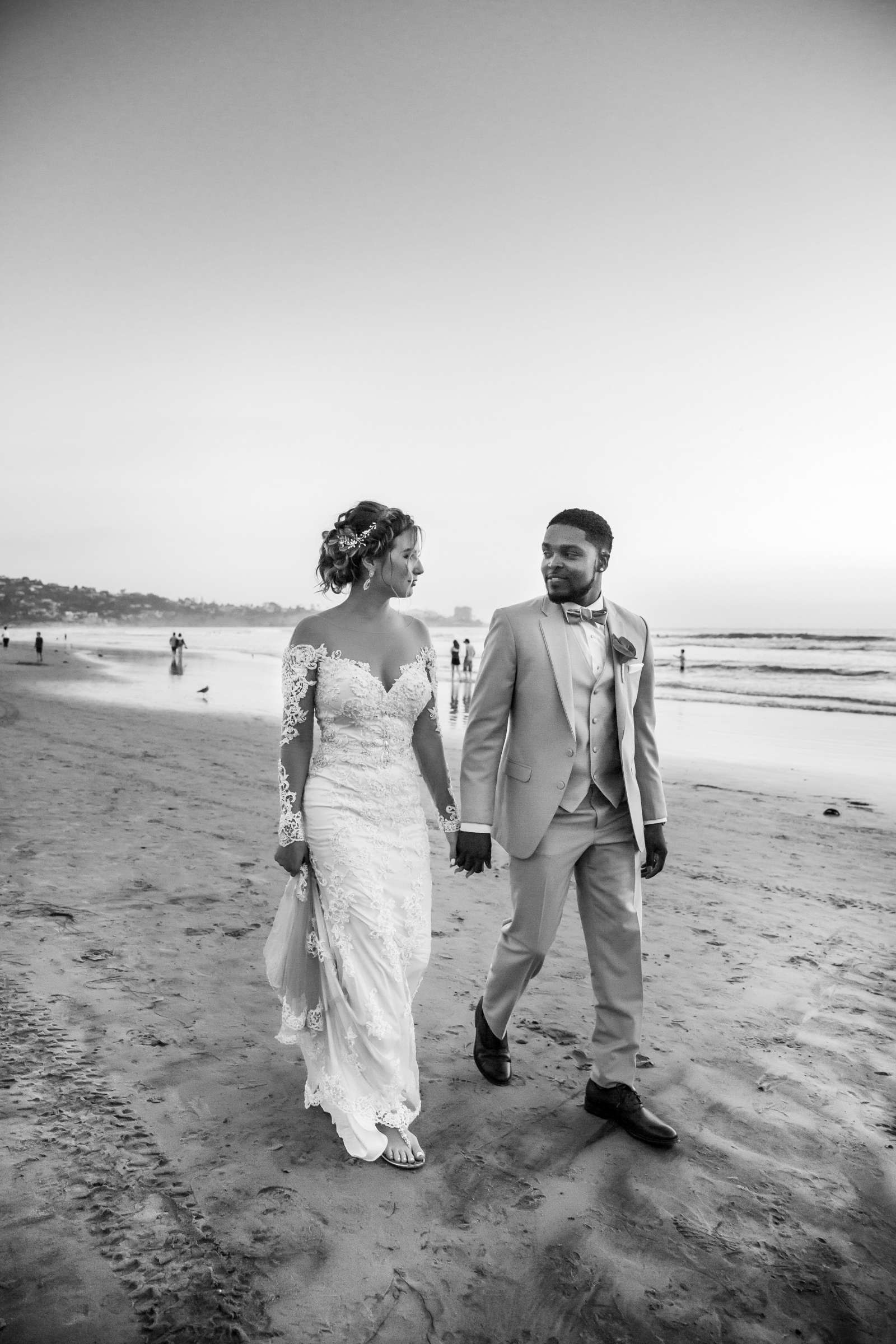 Scripps Seaside Forum Wedding coordinated by Lavish Weddings, Nicole and Brandon Wedding Photo #22 by True Photography