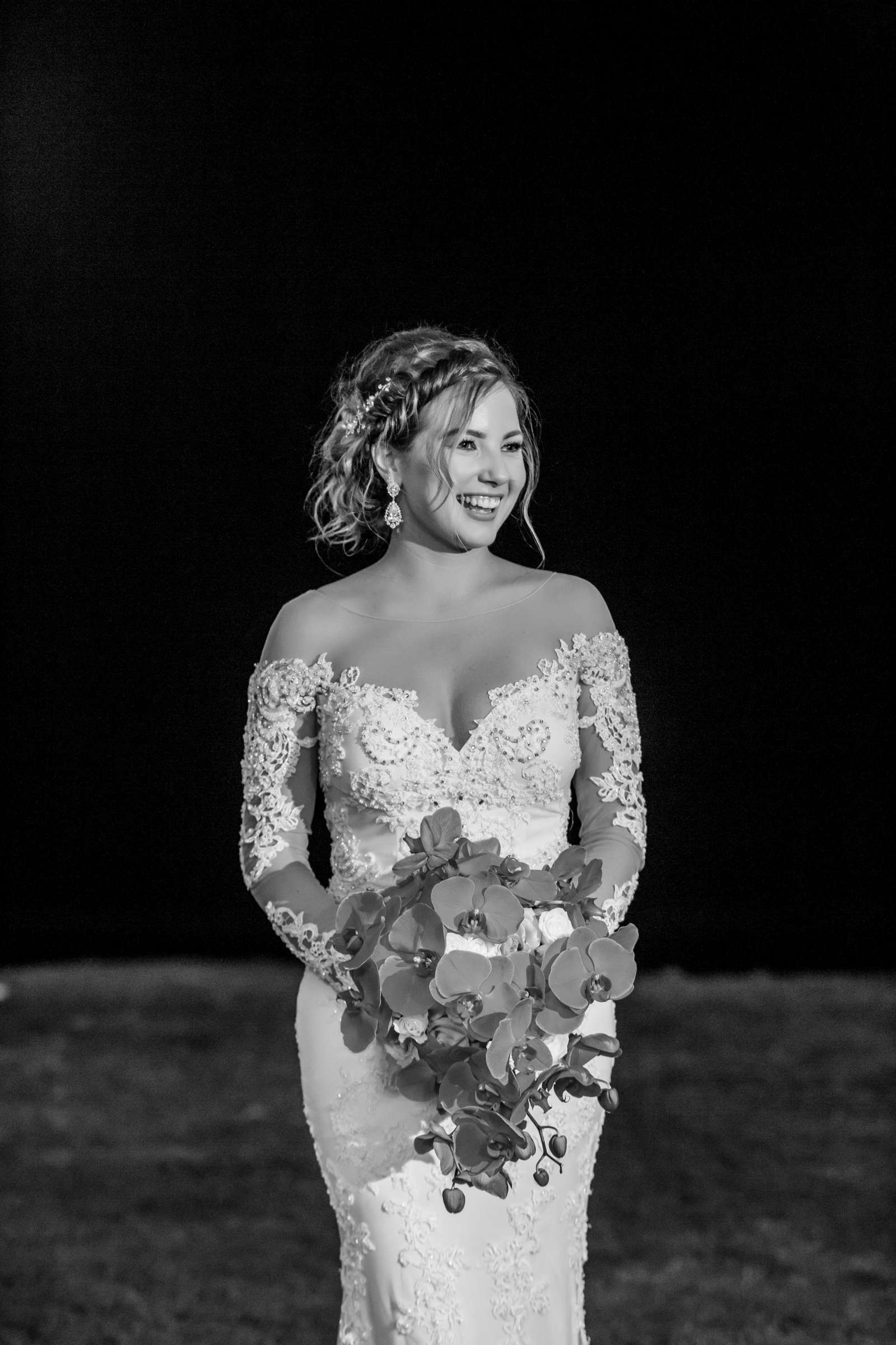 Scripps Seaside Forum Wedding coordinated by Lavish Weddings, Nicole and Brandon Wedding Photo #119 by True Photography
