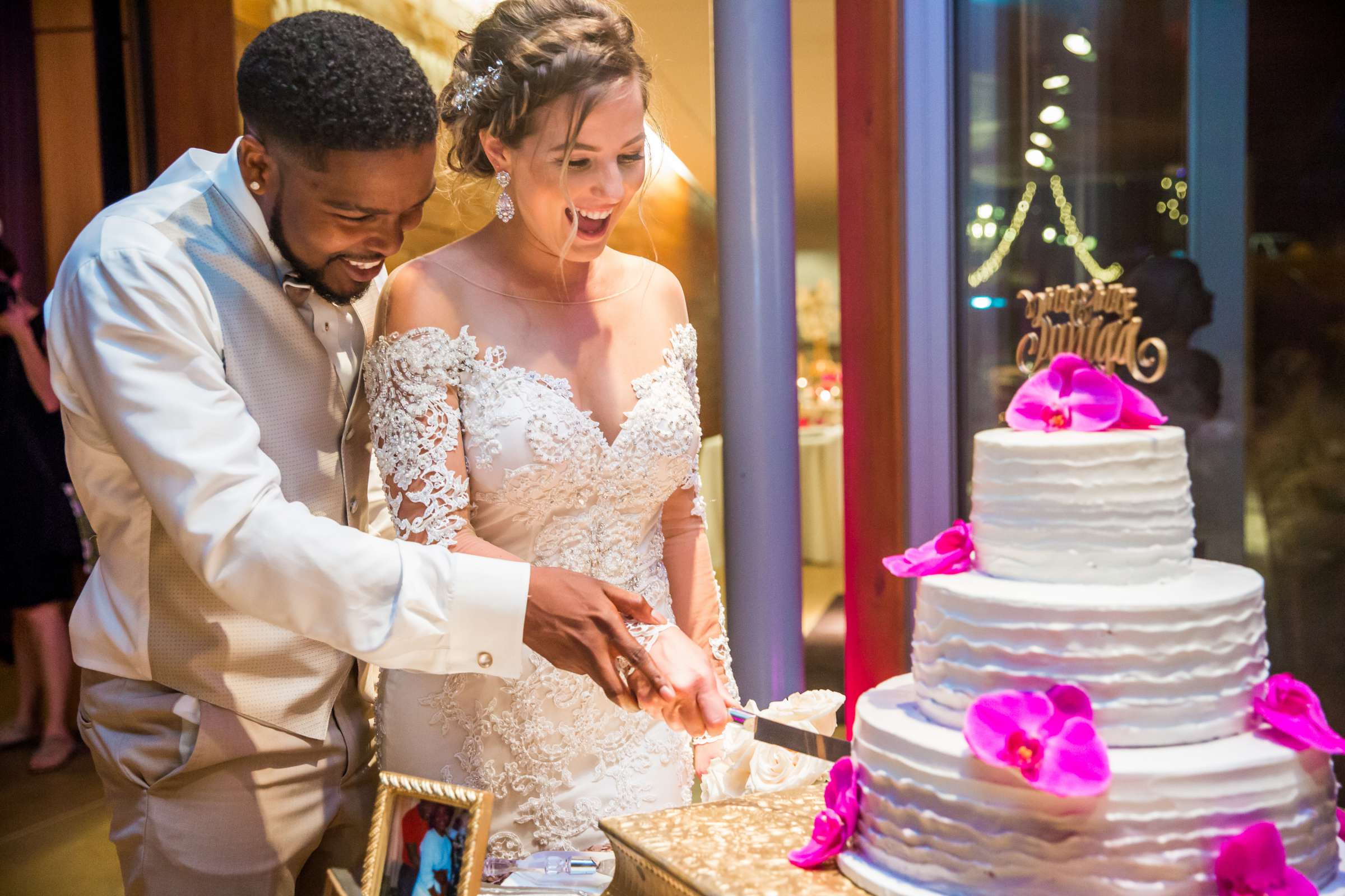 Scripps Seaside Forum Wedding coordinated by Lavish Weddings, Nicole and Brandon Wedding Photo #130 by True Photography