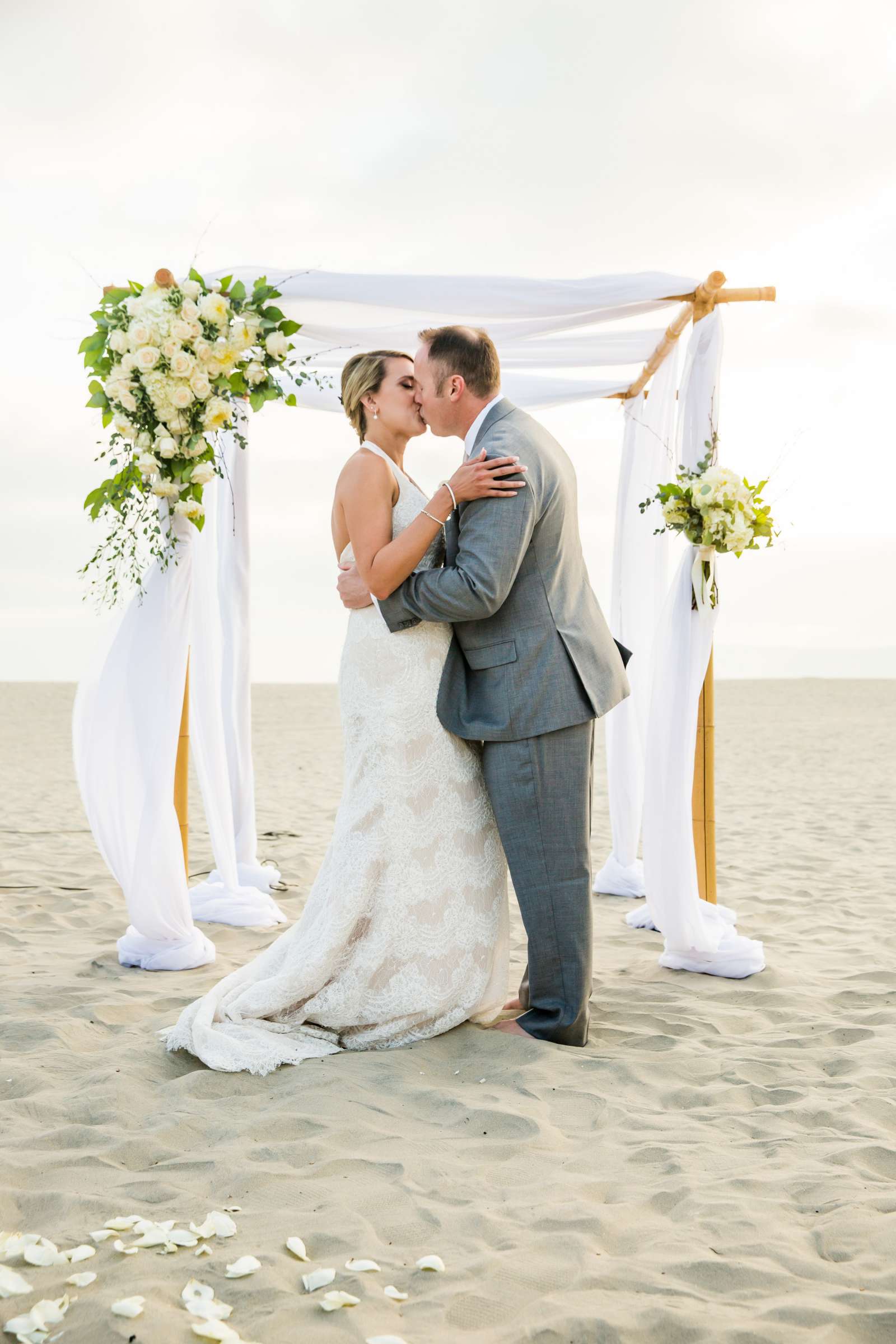 Hotel Del Coronado Wedding coordinated by Seaside Beach Wedding, Farrah and Brian Wedding Photo #253111 by True Photography