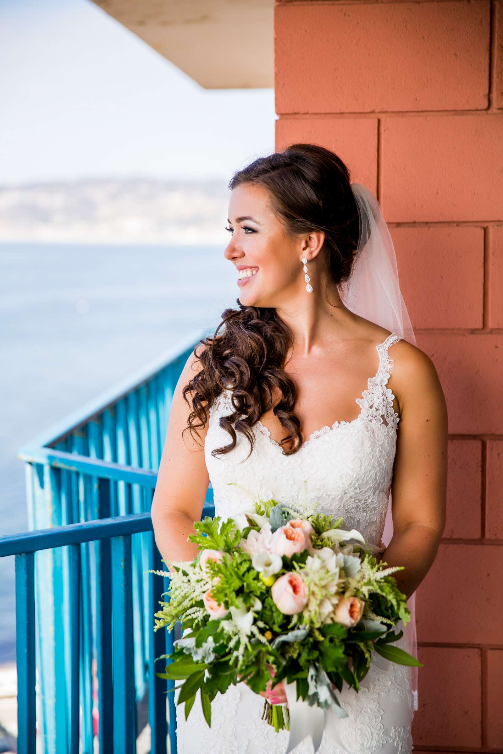 La Jolla Cove Rooftop Wedding, Lindsea and Daniel Wedding Photo #267182 by True Photography