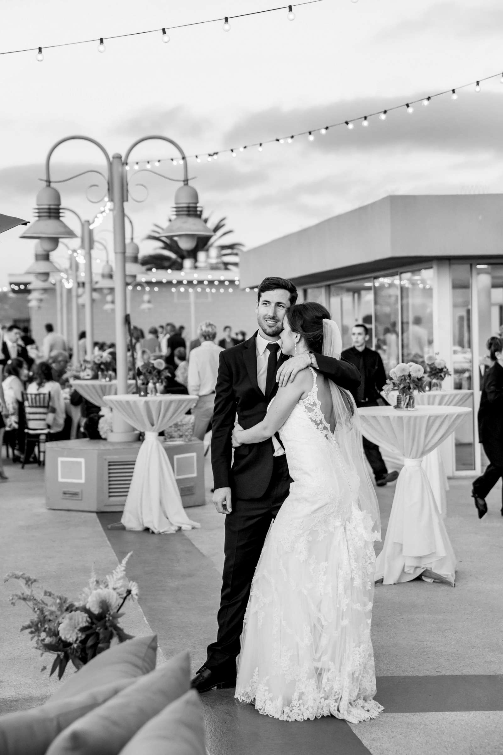 La Jolla Cove Rooftop Wedding, Lindsea and Daniel Wedding Photo #267241 by True Photography