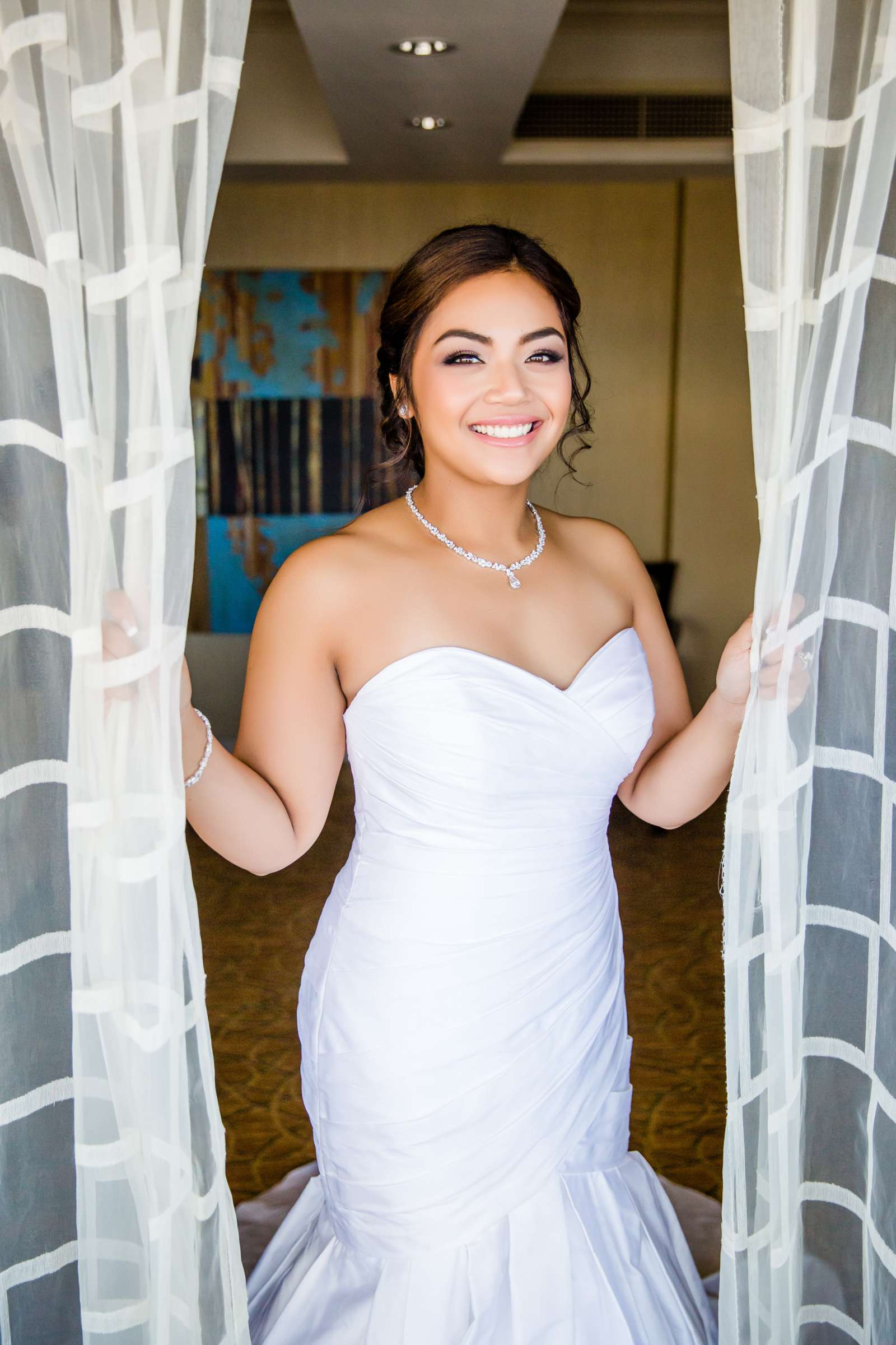 Marriott Marquis San Diego Marina Wedding coordinated by Seven Stems Floral Design & Events, Aileen and Jerry Wedding Photo #273915 by True Photography