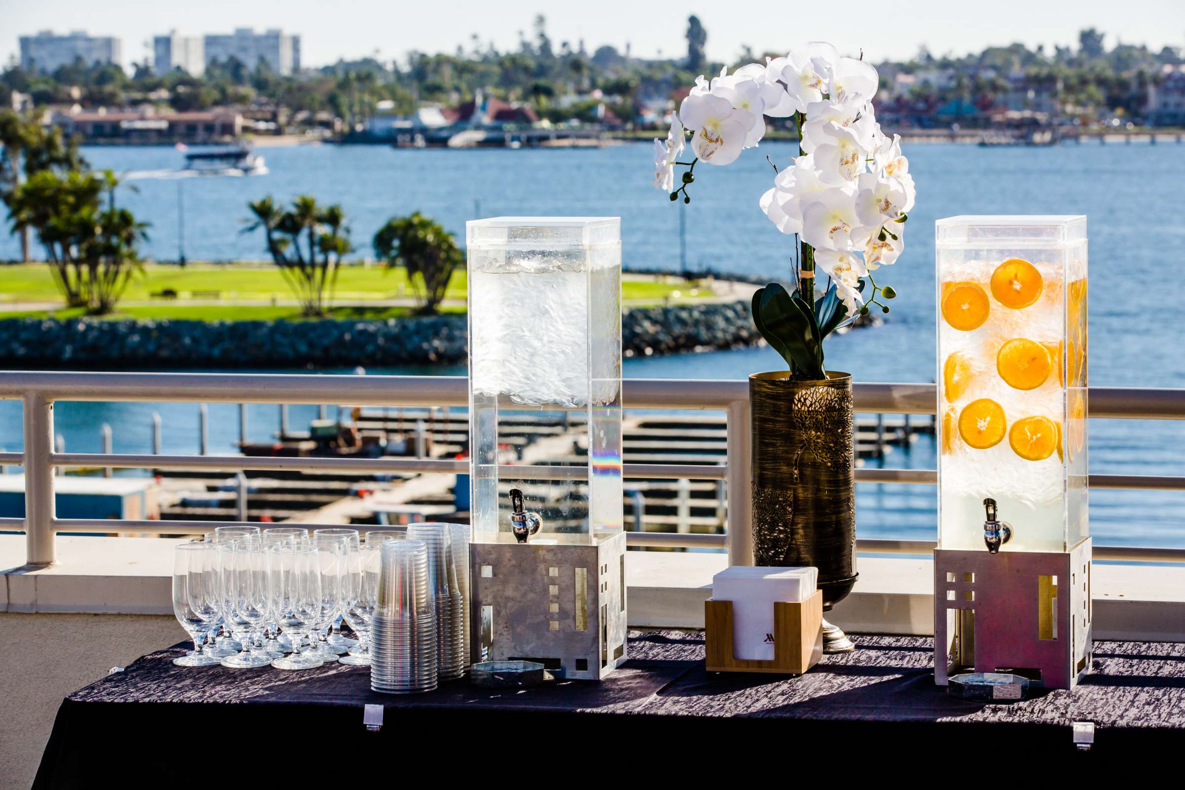 Marriott Marquis San Diego Marina Wedding coordinated by Seven Stems Floral Design & Events, Aileen and Jerry Wedding Photo #274038 by True Photography