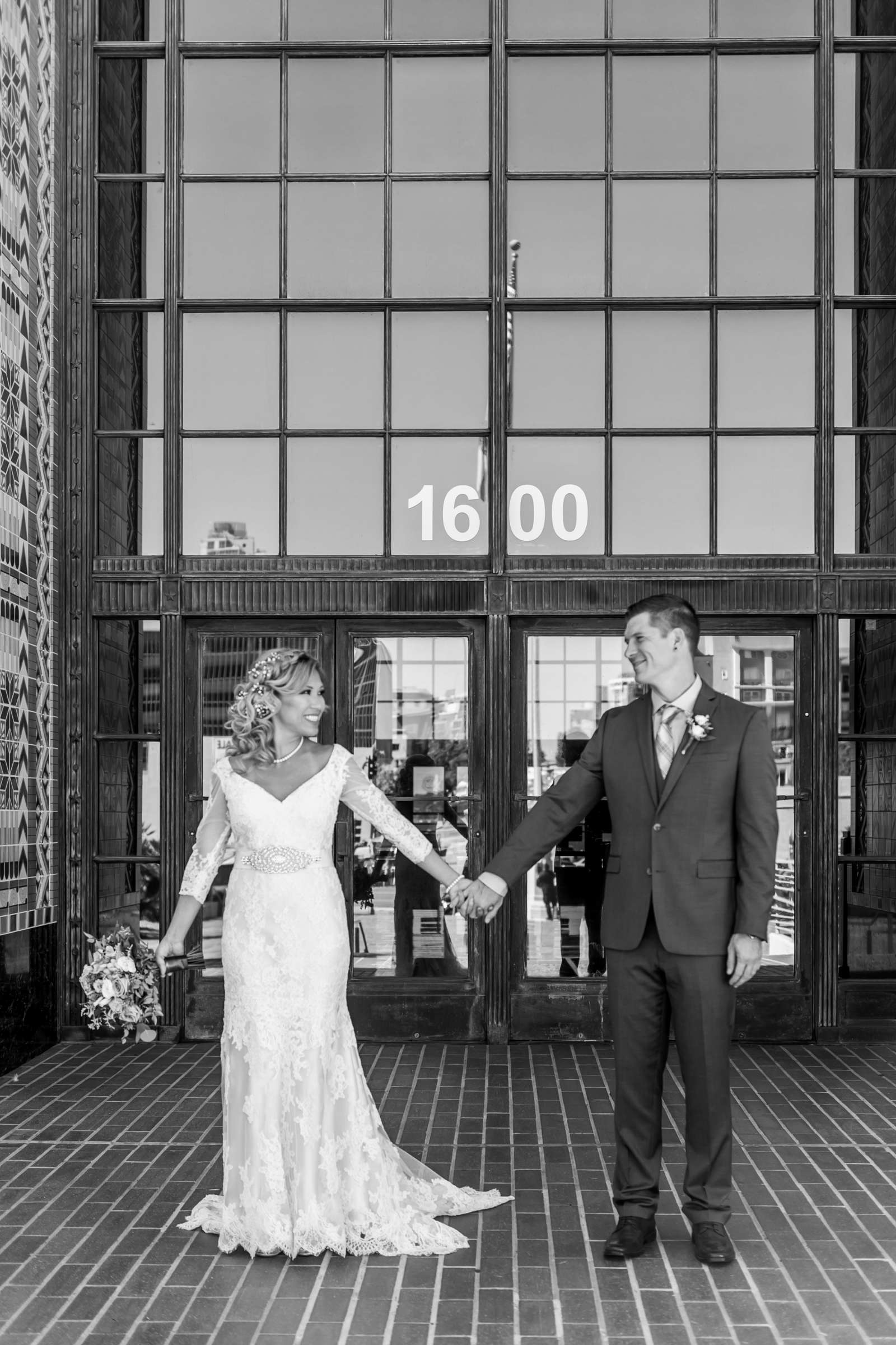 Private Residence Wedding, Jen and Andrew Wedding Photo #2 by True Photography