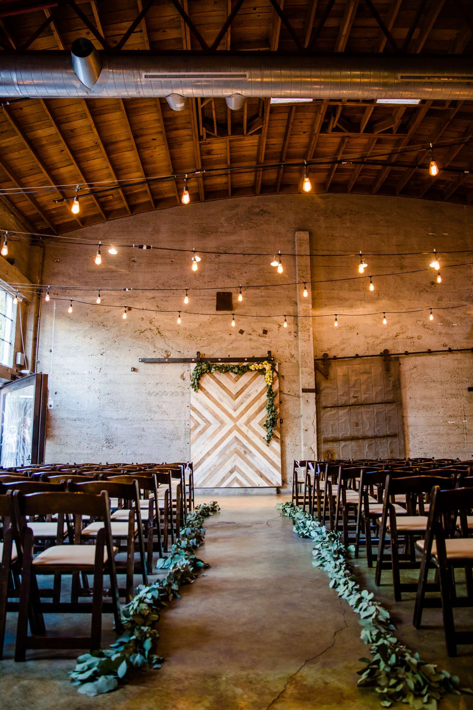 Luce Loft Wedding coordinated by Hannah Smith Events, Chelsea and Brandon Wedding Photo #122 by True Photography