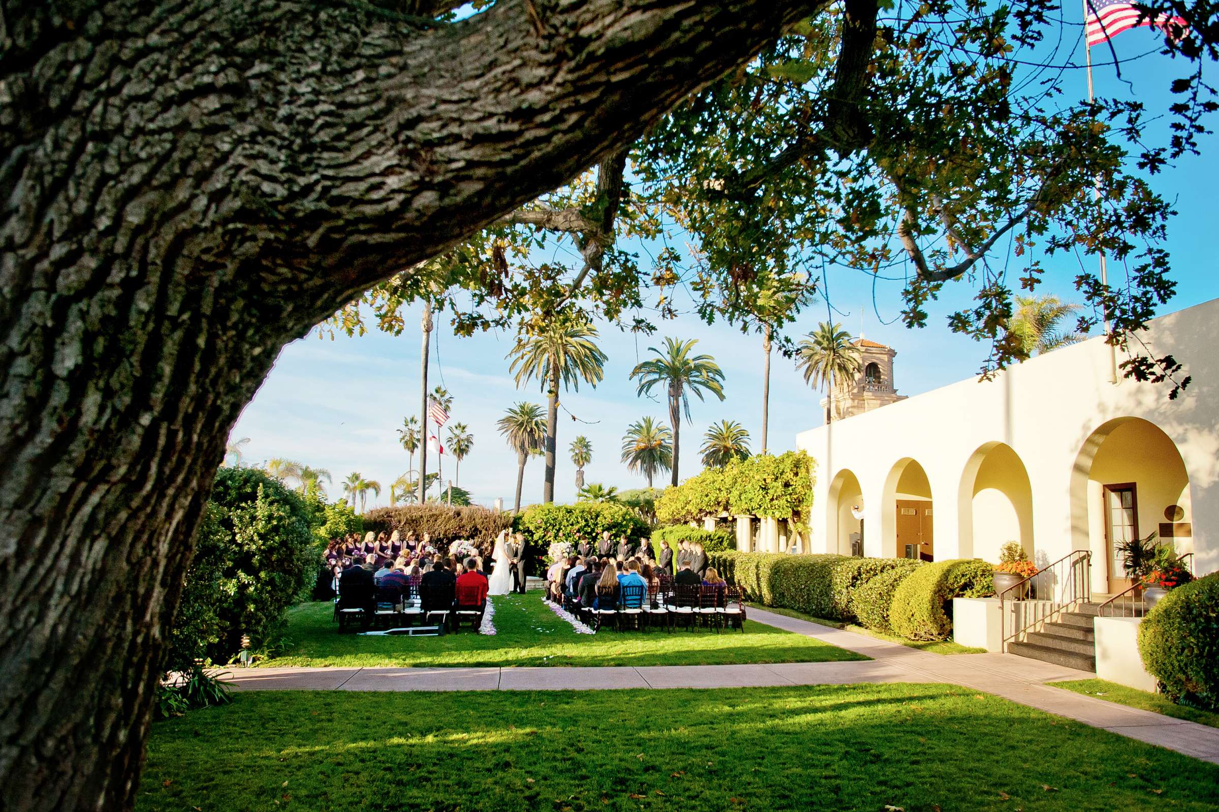 La Jolla Woman's Club Wedding coordinated by Simply Smashing Designs, Rebecca and Christopher Wedding Photo #308467 by True Photography