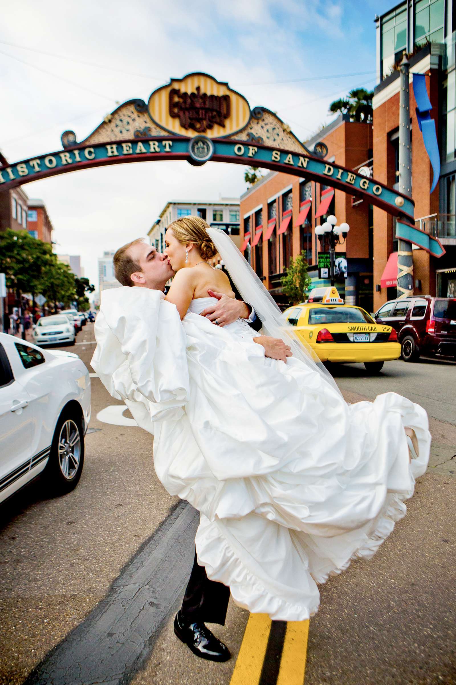 Ultimate Skybox Wedding, Eva and Frank Wedding Photo #316253 by True Photography