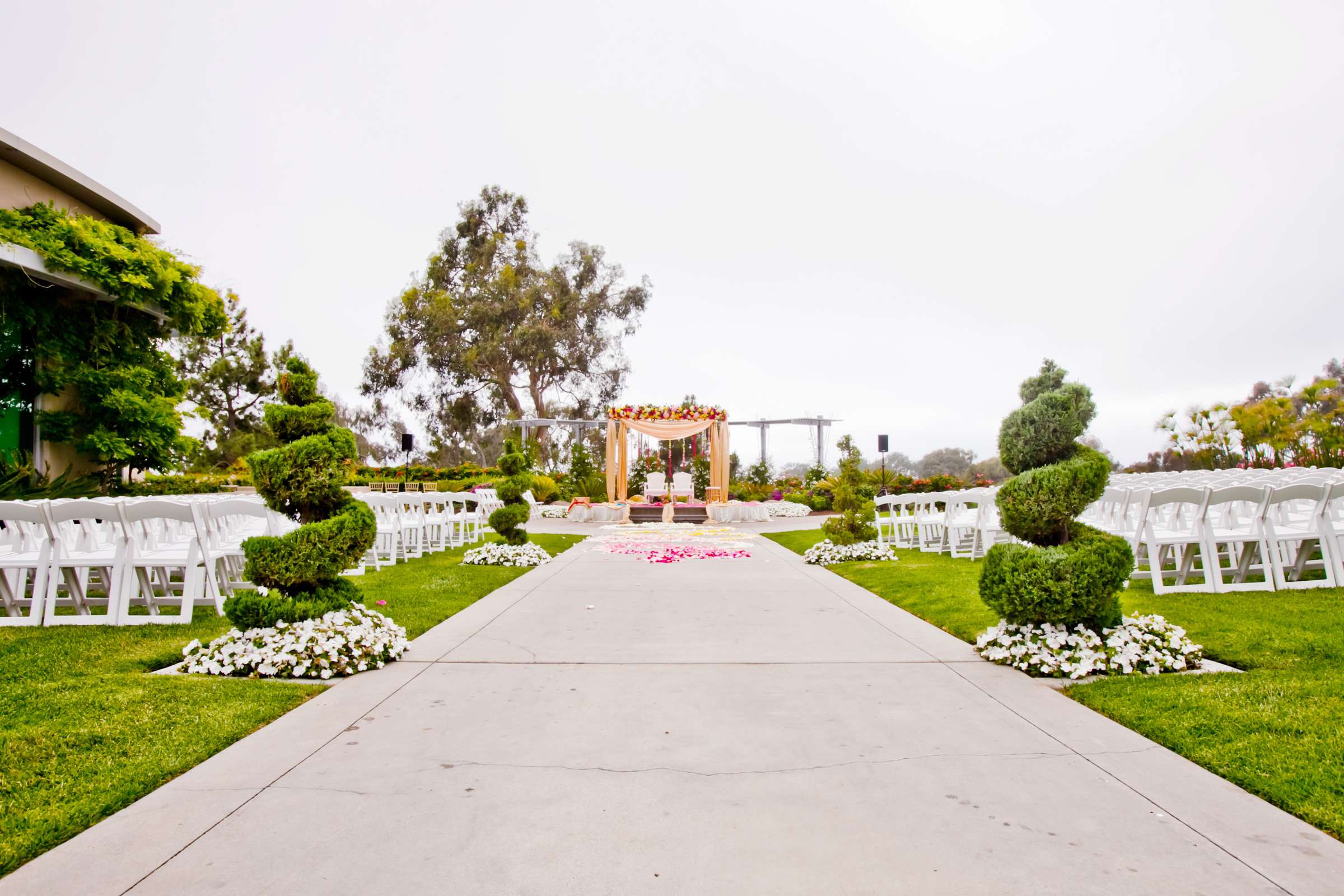 Hilton La Jolla Torrey Pines Wedding, Jaya and John Wedding Photo #329001 by True Photography