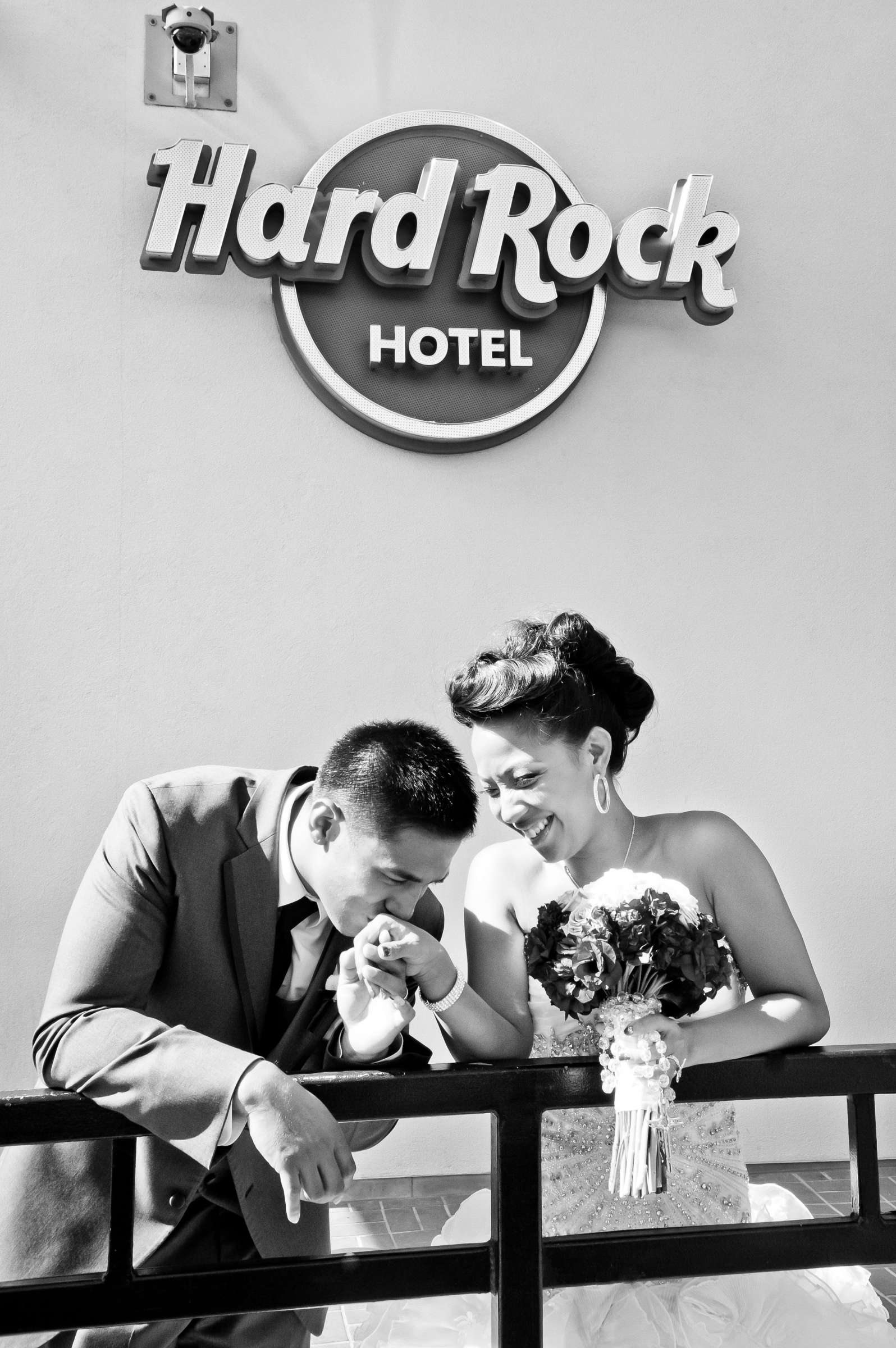Hard Rock Hotel-San Diego Wedding coordinated by First Comes Love Weddings & Events, Eileen and Andrew Wedding Photo #330925 by True Photography