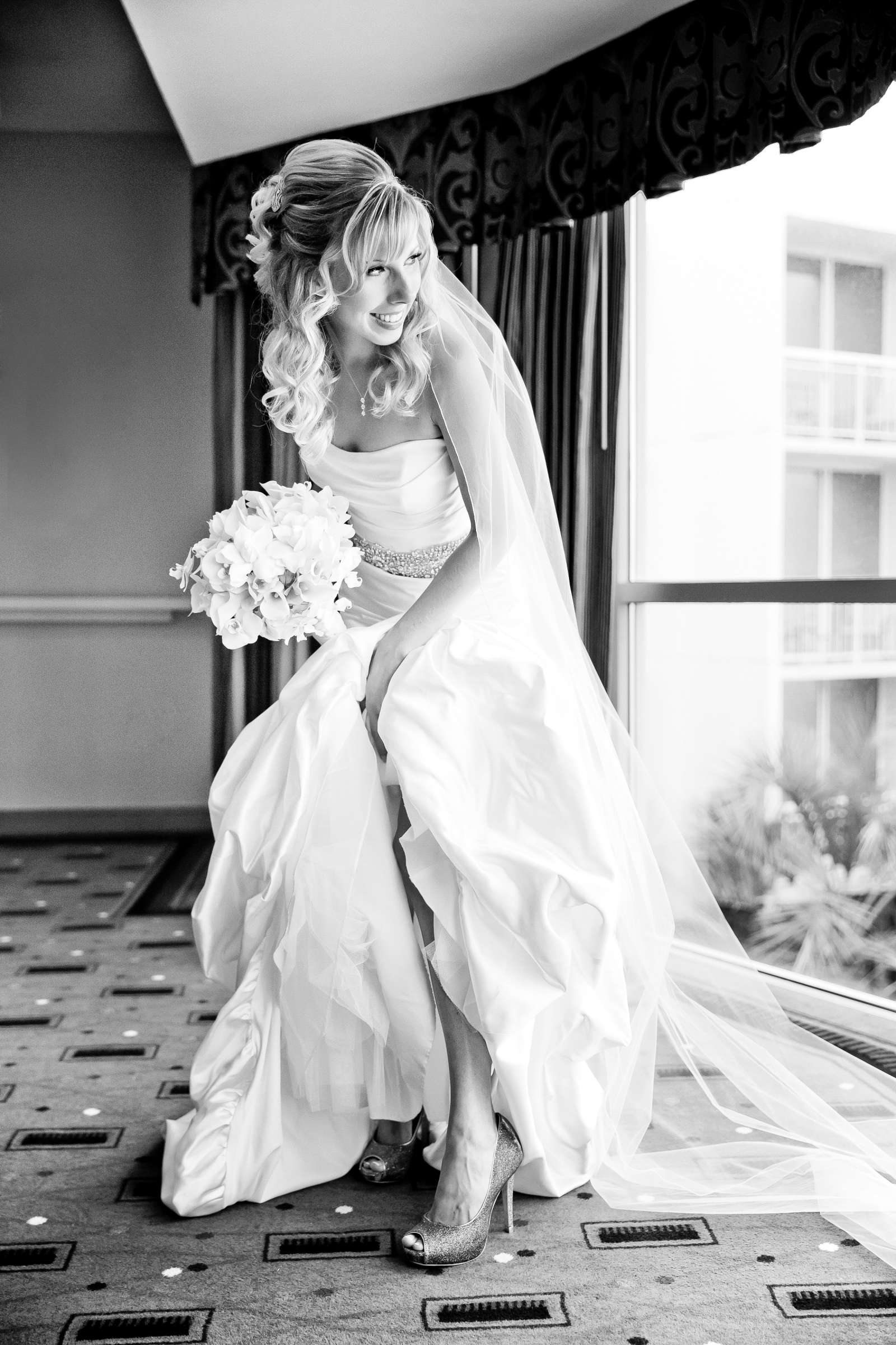 Hilton La Jolla Torrey Pines Wedding coordinated by Alison Howard Events, Lauren and Michael Wedding Photo #337026 by True Photography