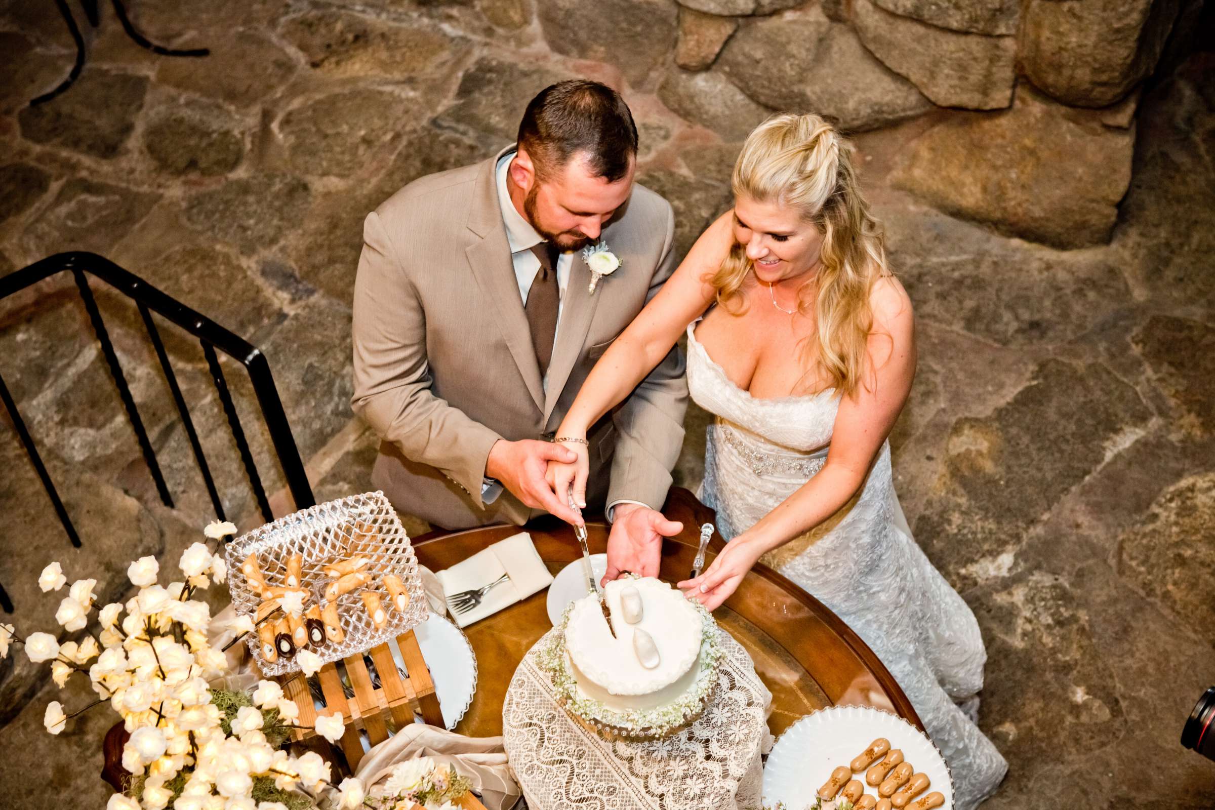 Mt Woodson Castle Wedding, Lindsay and Travis Wedding Photo #346994 by True Photography