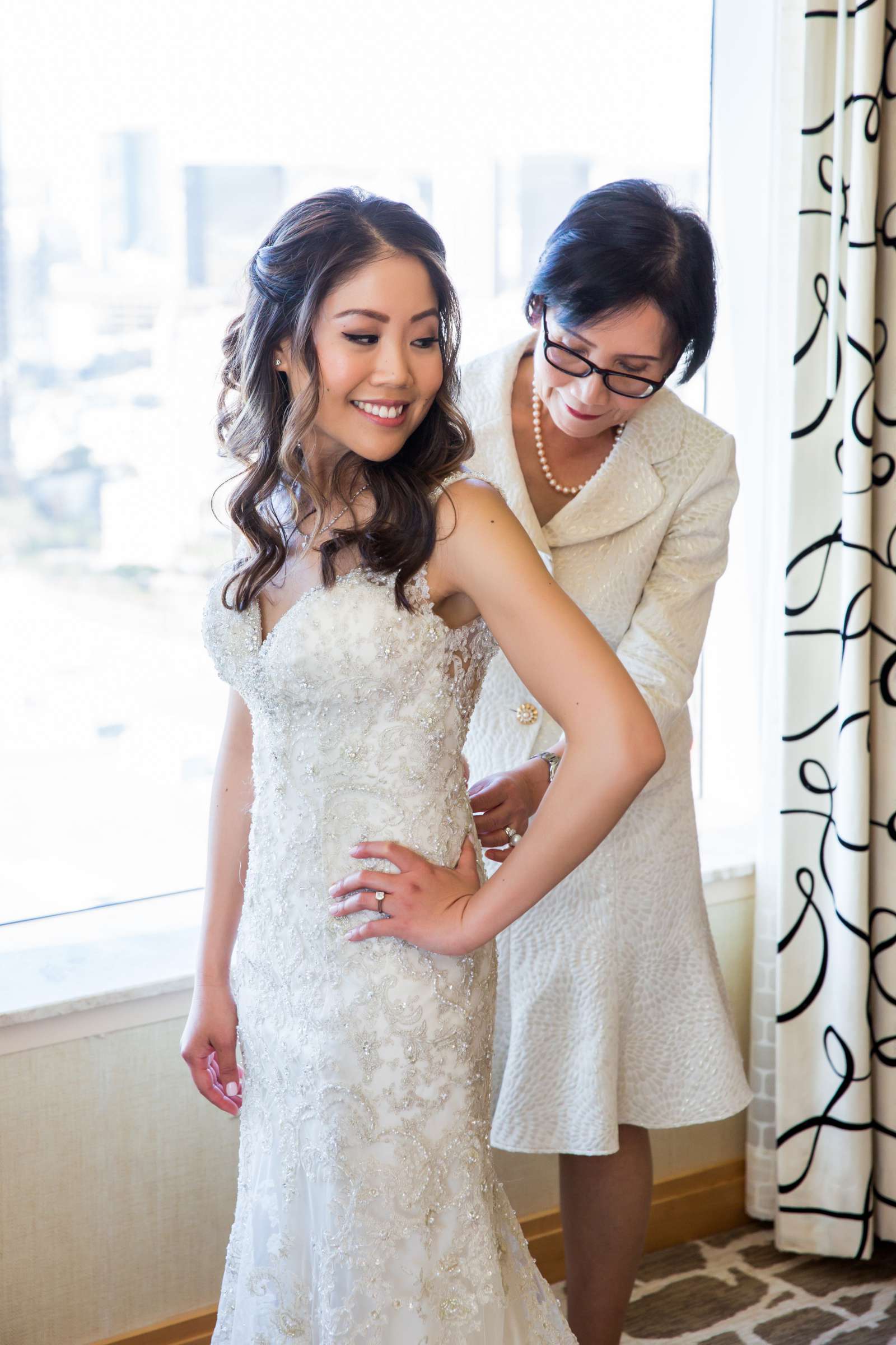 The Ultimate Skybox Wedding, Joanna and Dzuy Wedding Photo #348688 by True Photography