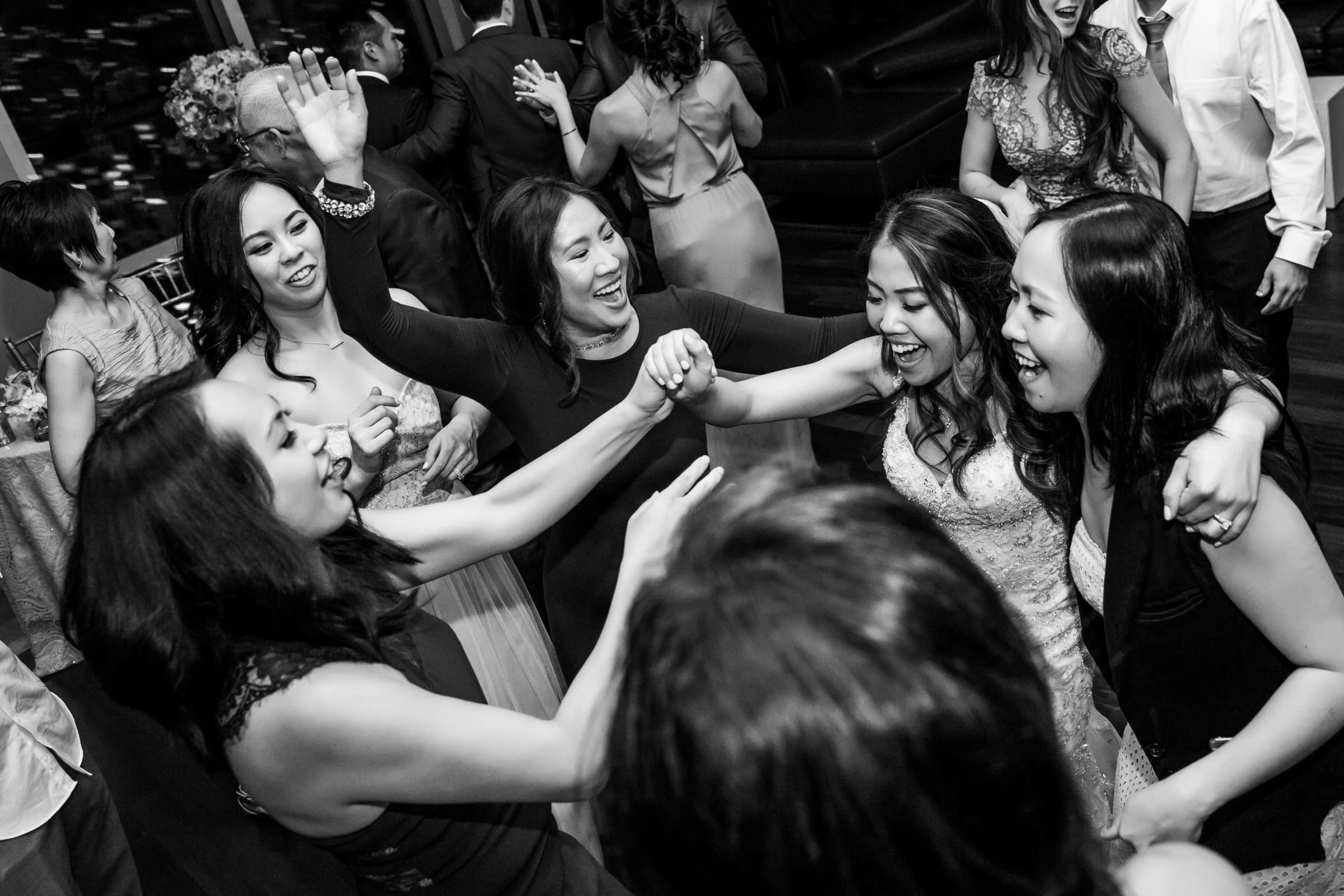 The Ultimate Skybox Wedding, Joanna and Dzuy Wedding Photo #348781 by True Photography