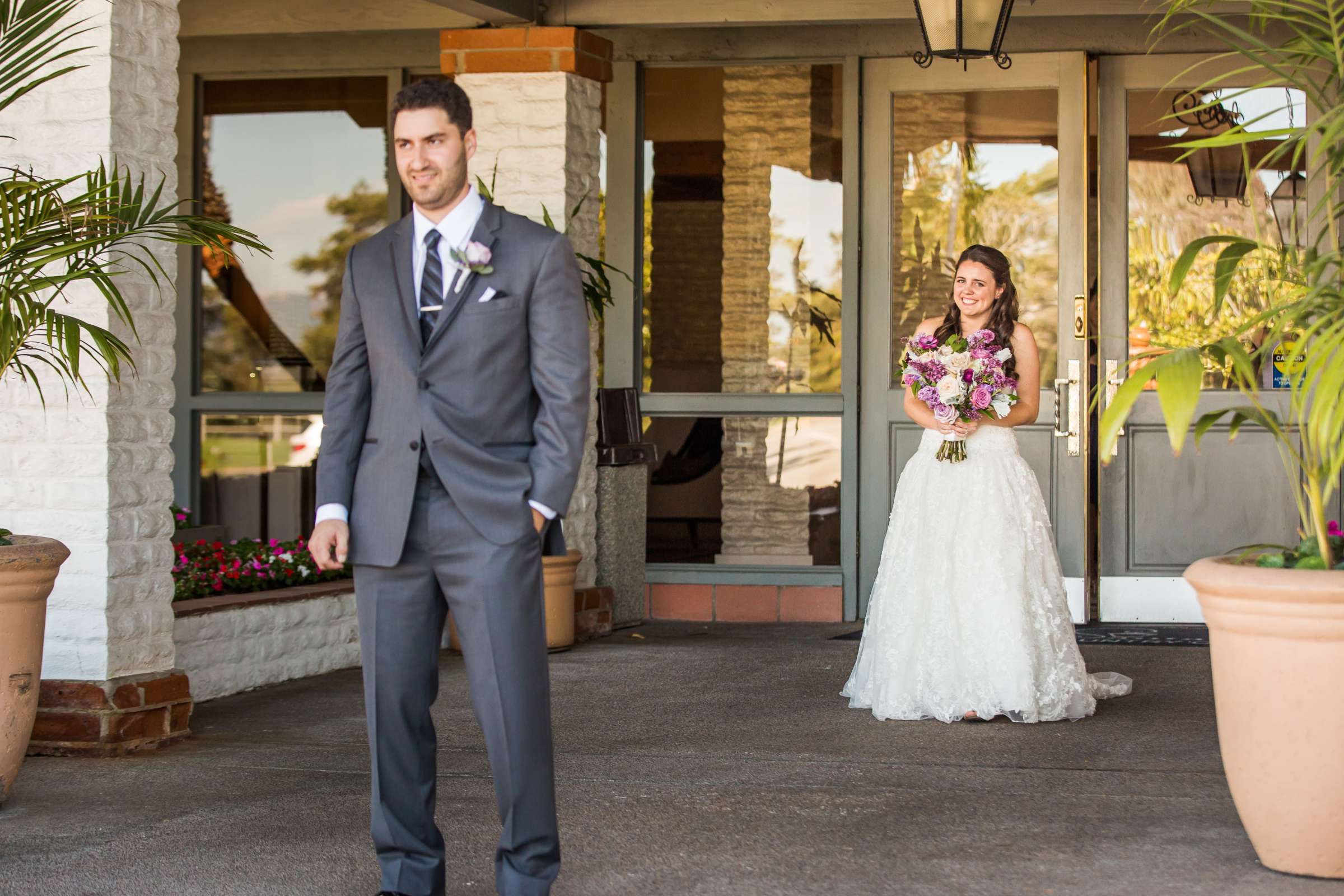 First Look at Lomas Santa Fe Country Club Wedding, Abby and David Wedding Photo #350012 by True Photography