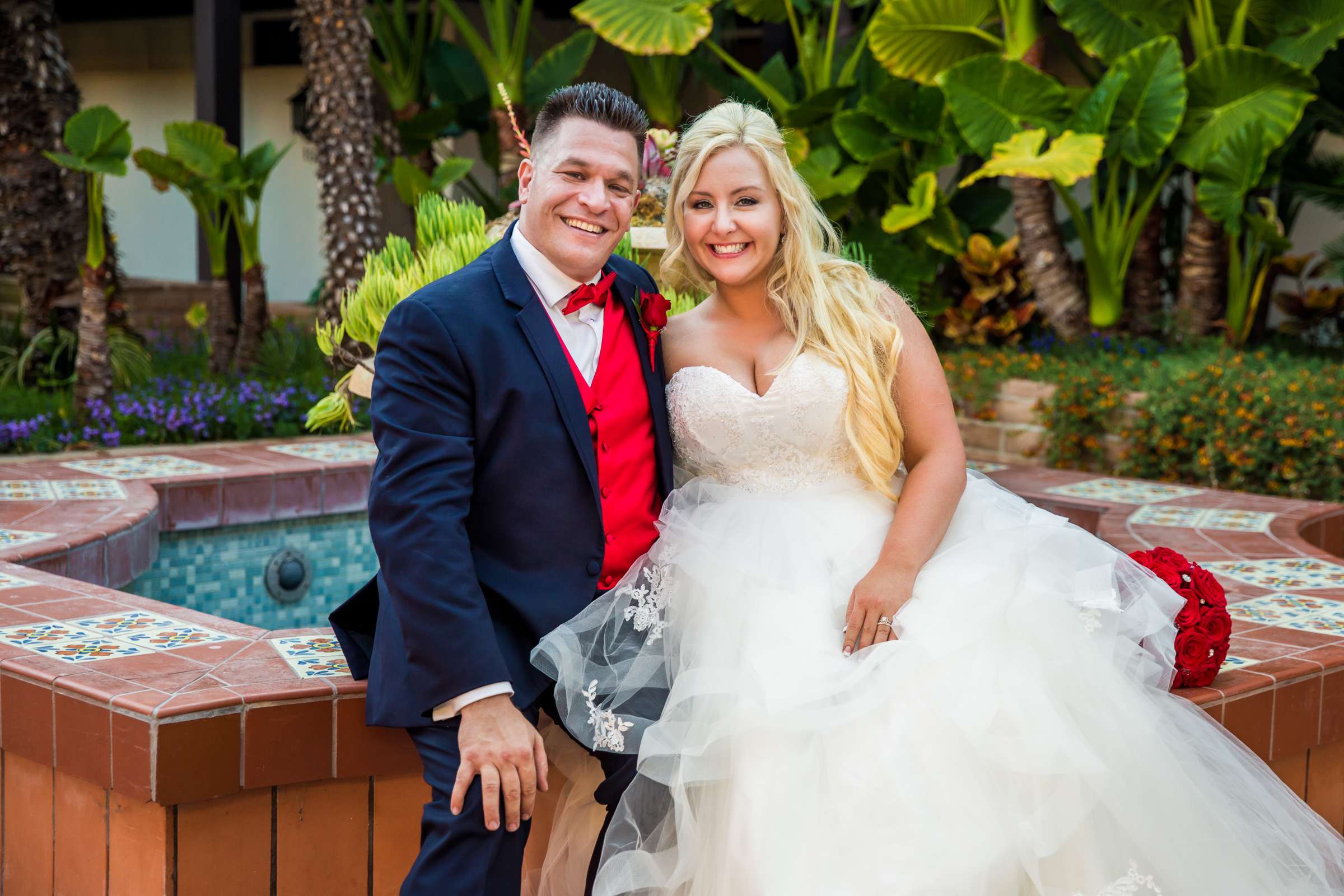 La Jolla Shores Hotel Wedding, Mia and Ethan Wedding Photo #2 by True Photography