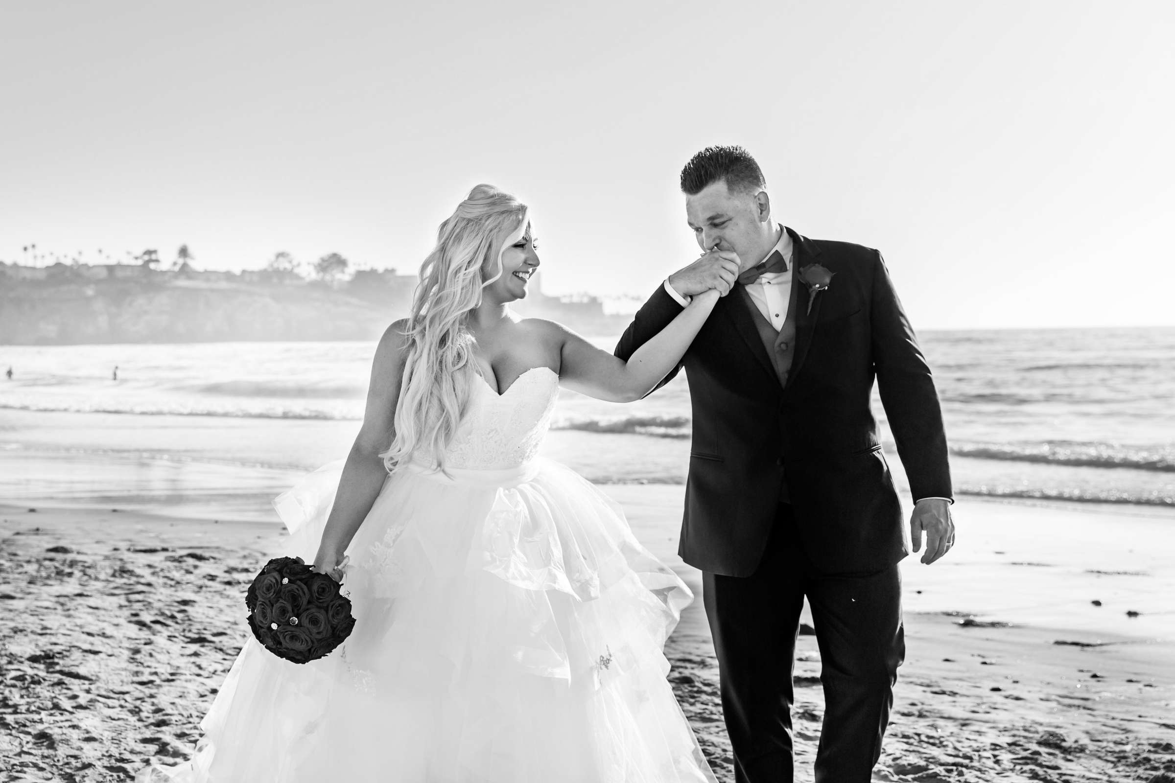 La Jolla Shores Hotel Wedding, Mia and Ethan Wedding Photo #6 by True Photography