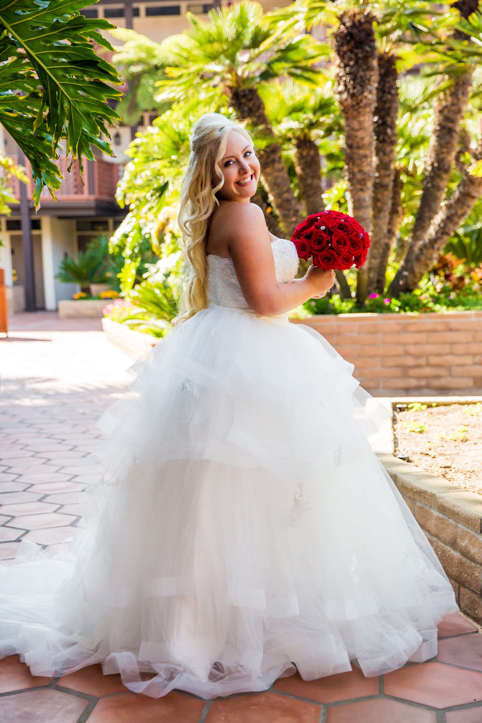 La Jolla Shores Hotel Wedding, Mia and Ethan Wedding Photo #93 by True Photography