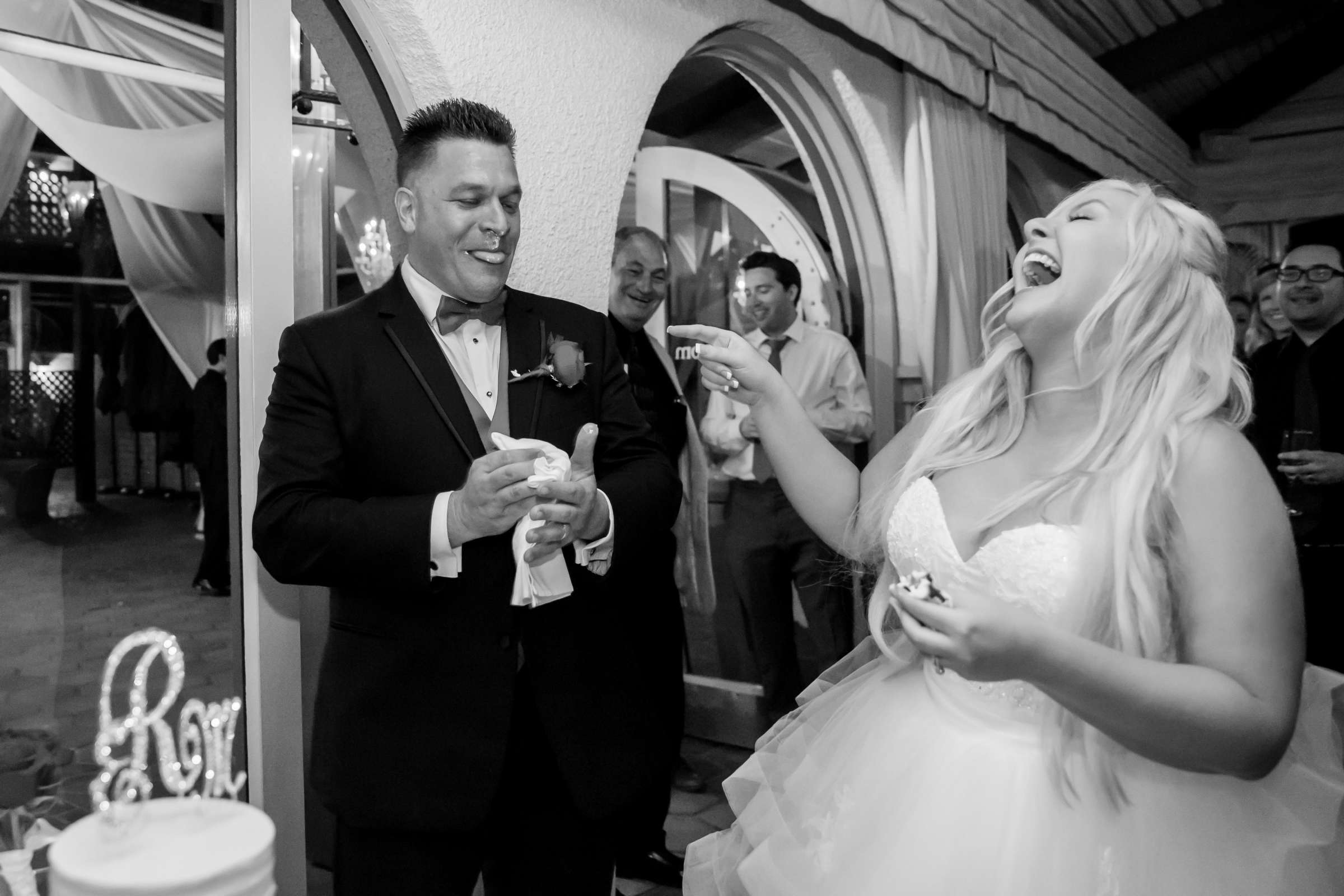 La Jolla Shores Hotel Wedding, Mia and Ethan Wedding Photo #161 by True Photography