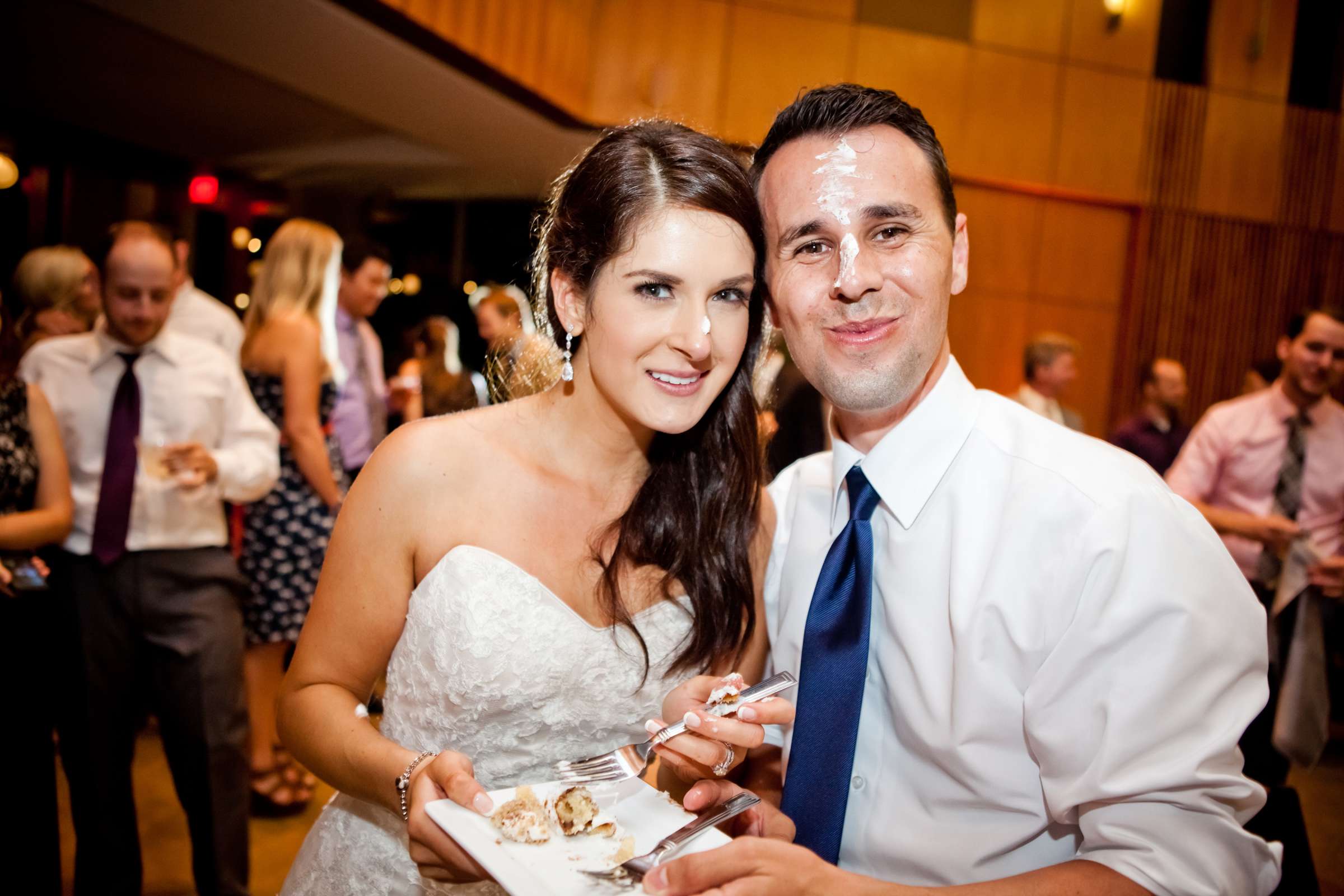 Scripps Seaside Forum Wedding coordinated by UCSD Catering, Brittany and Scott Wedding Photo #363490 by True Photography