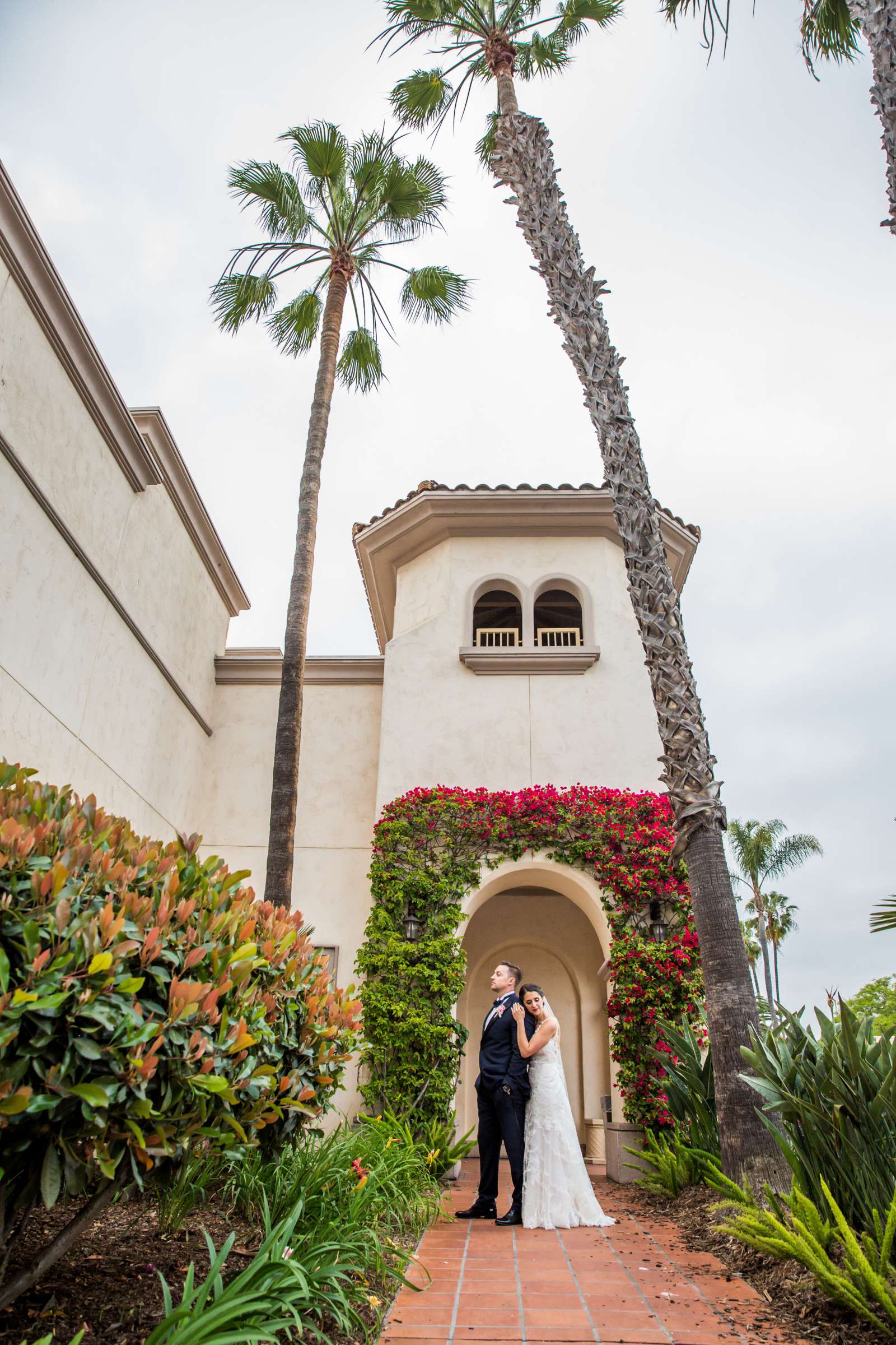 San Diego Mission Bay Resort Wedding coordinated by Elements of Style, Brittani and Christopher Wedding Photo #118 by True Photography