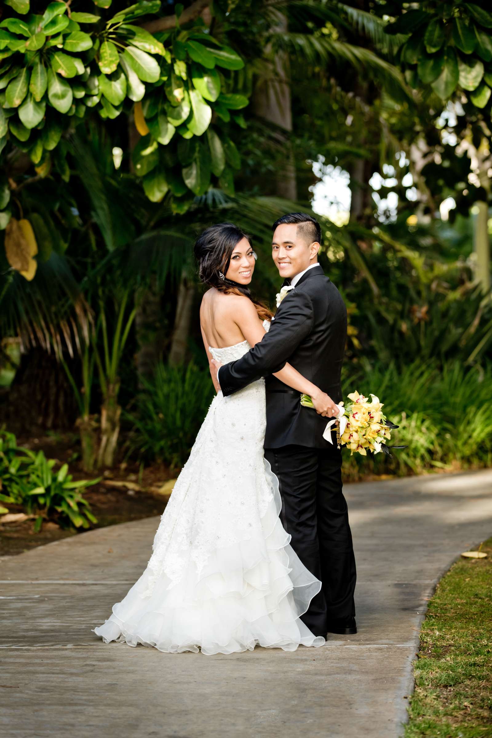 Paradise Point Wedding coordinated by Hannah Smith Events, Crystal and Jun Wedding Photo #368405 by True Photography