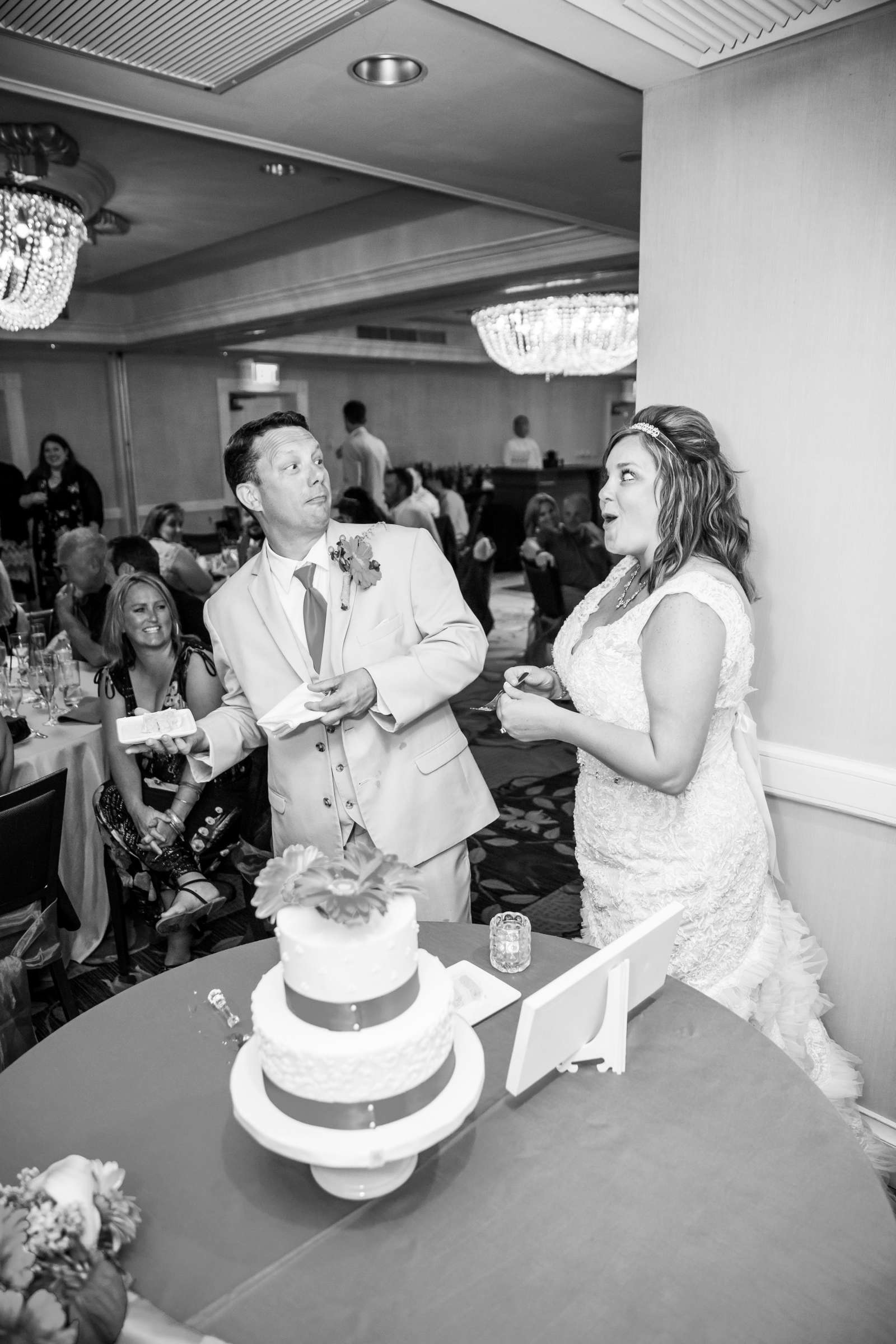 Hotel Del Coronado Wedding coordinated by First Comes Love Weddings & Events, Shari and Andy Wedding Photo #376195 by True Photography