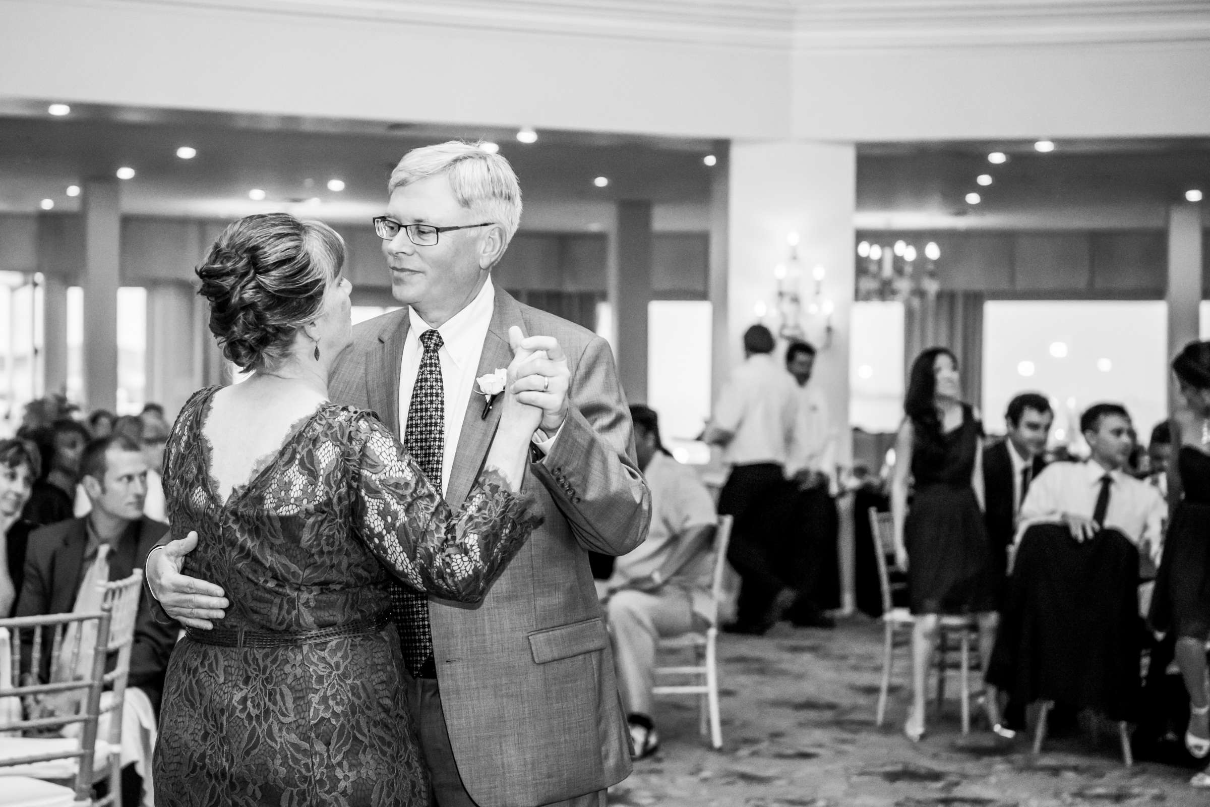 Hotel Del Coronado Wedding coordinated by Creative Affairs Inc, Hannah and Colby Wedding Photo #378632 by True Photography