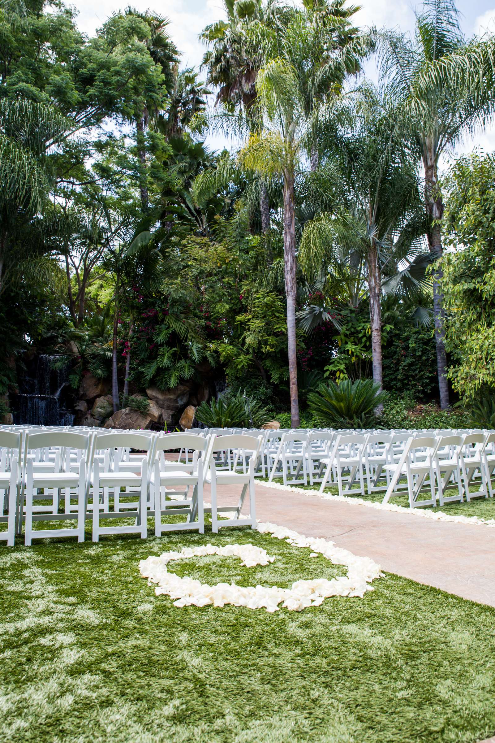 Grand Tradition Estate Wedding coordinated by Grand Tradition Estate, Christie and Nicholas Wedding Photo #383220 by True Photography