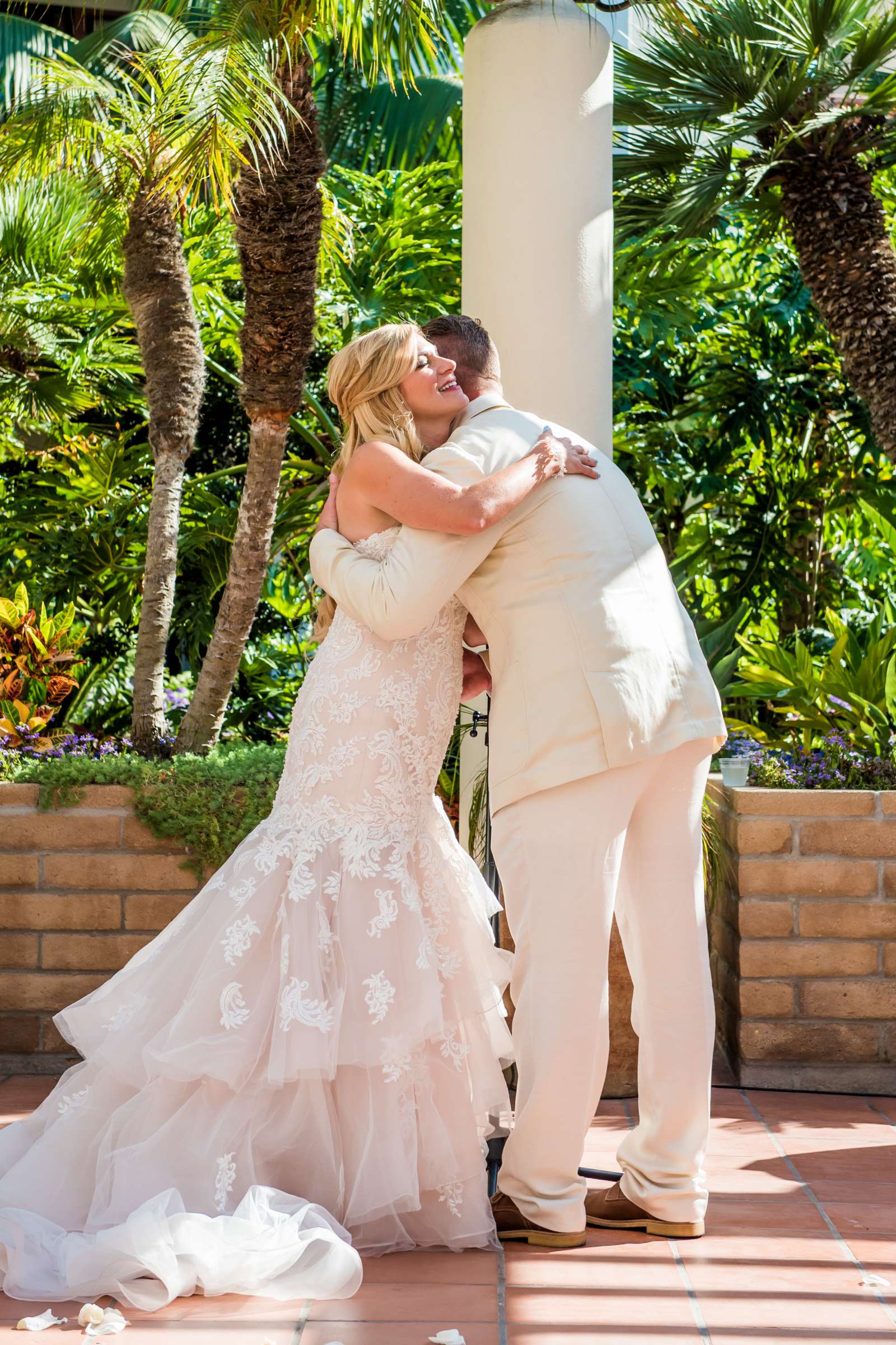 La Jolla Shores Hotel Wedding coordinated by Sparkle and Toast, Dawn and Jon Wedding Photo #394581 by True Photography