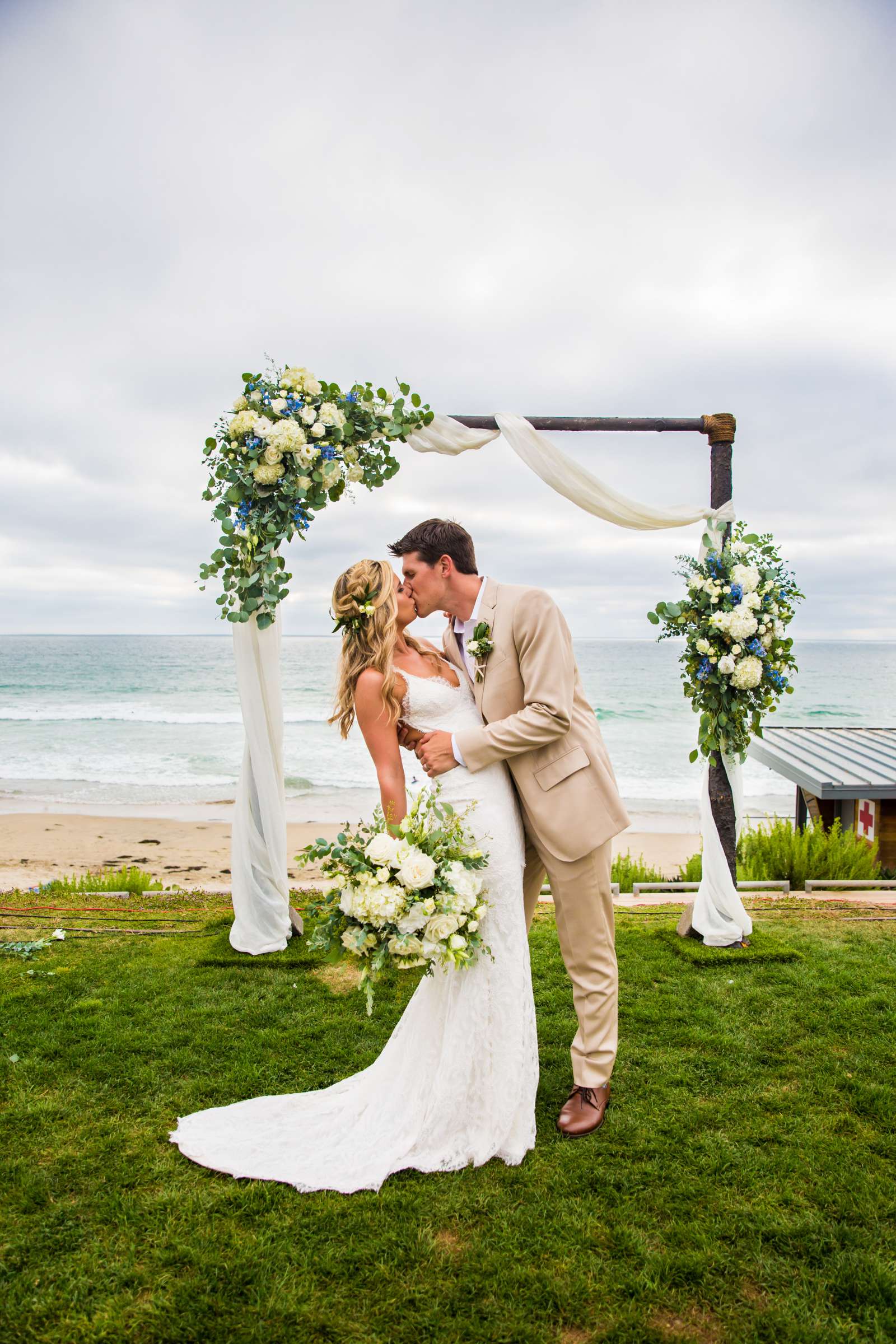 Scripps Seaside Forum Wedding, Taylor and Sean Wedding Photo #5 by True Photography
