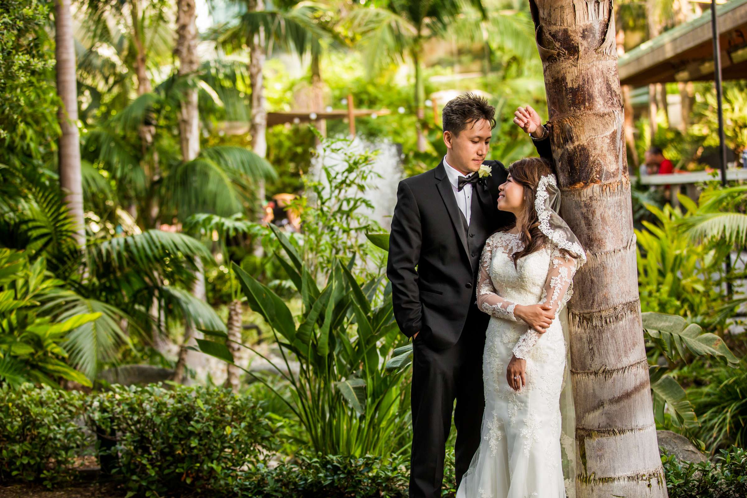 Marriott Marquis San Diego Marina Wedding coordinated by Michelle Elizabeth Events and Design, Minh and Jason Wedding Photo #68 by True Photography