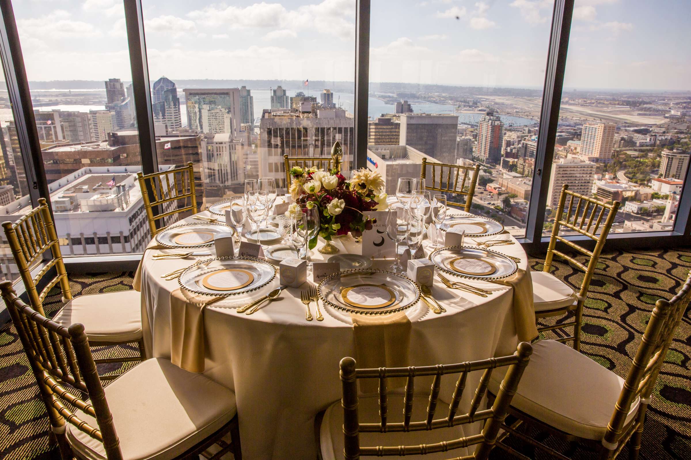 The University Club Atop Symphony Towers Wedding coordinated by Aquilone Events, Amy and Brett Wedding Photo #414193 by True Photography
