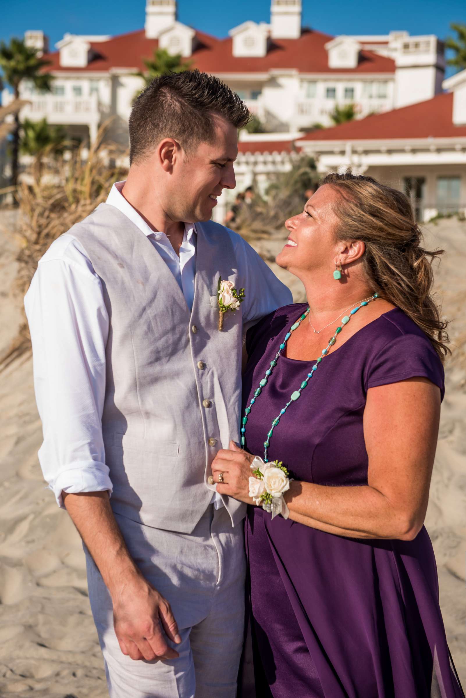 Hotel Del Coronado Wedding coordinated by Creative Affairs Inc, Jenell and Peter Wedding Photo #81 by True Photography