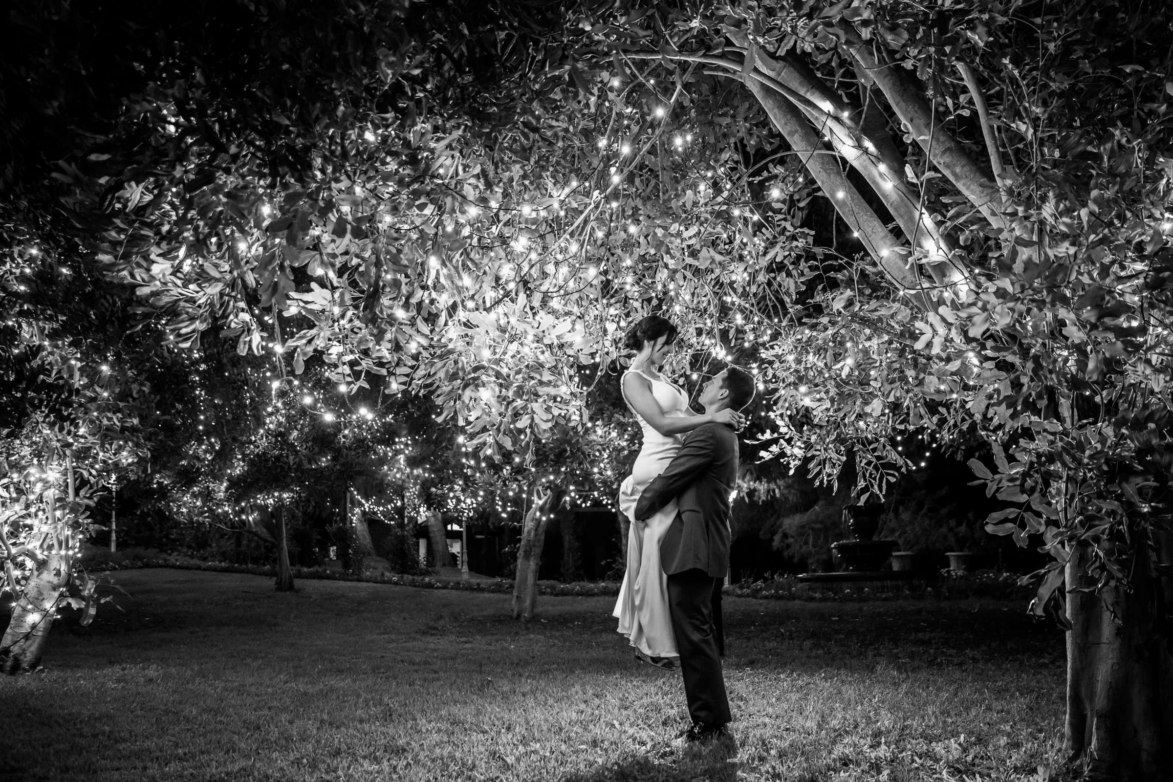 Ethereal Gardens Wedding, Nicole and Michael Wedding Photo #417137 by True Photography