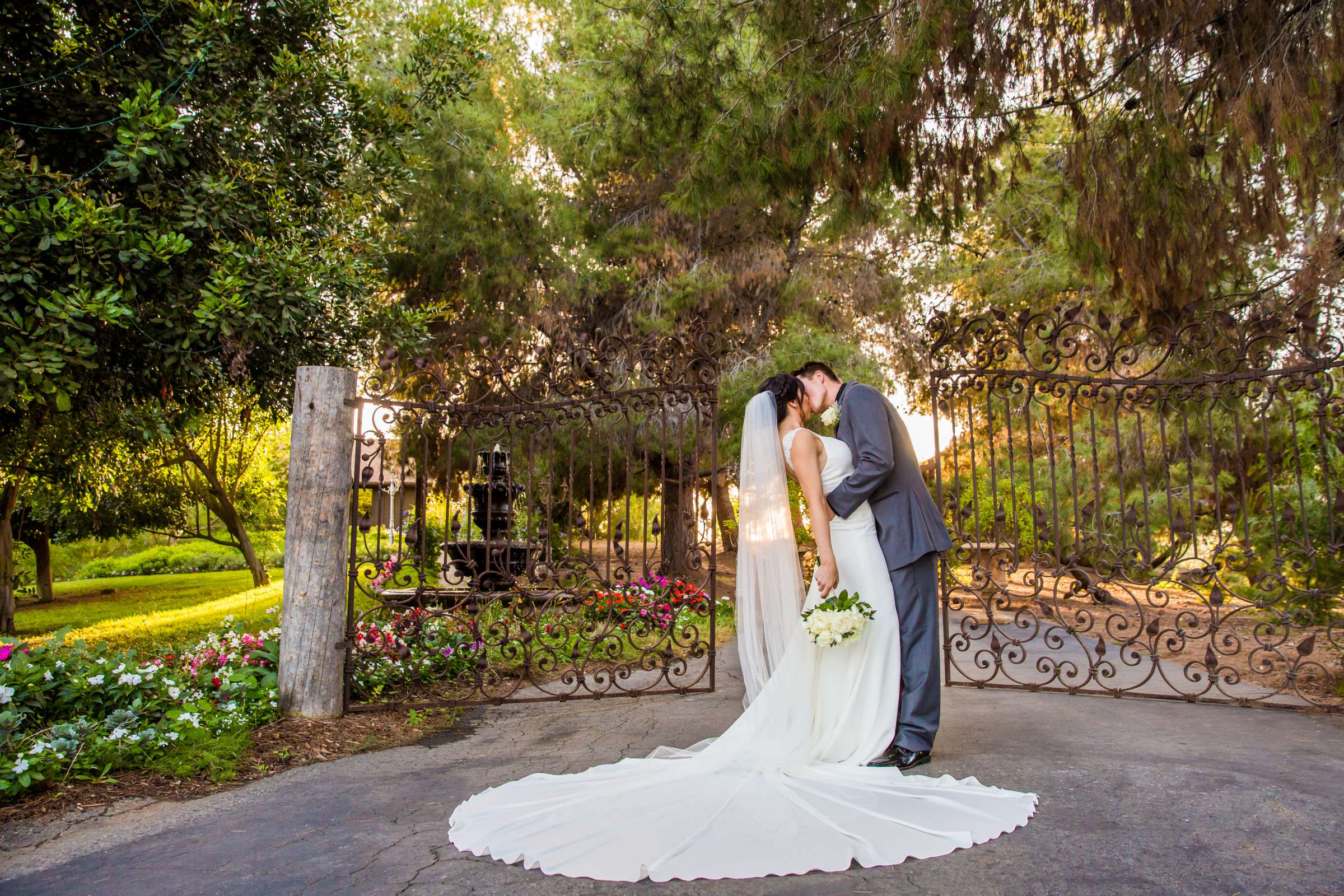 Ethereal Gardens Wedding, Nicole and Michael Wedding Photo #417203 by True Photography