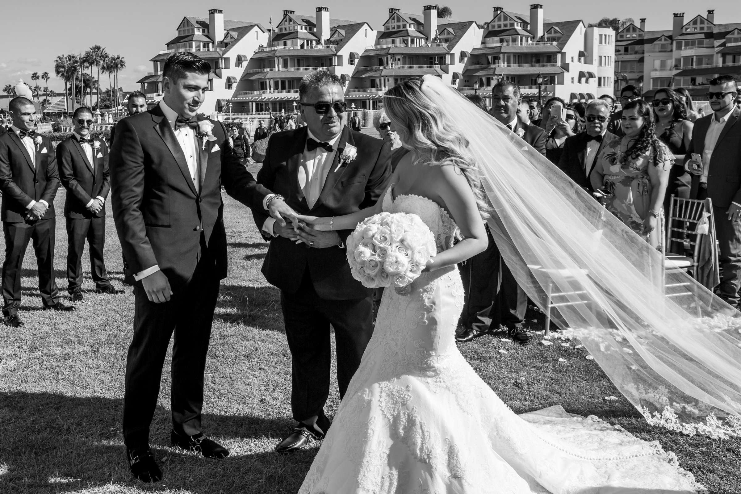 Centennial Park Wedding, Carolina and Alexander Wedding Photo #418975 by True Photography
