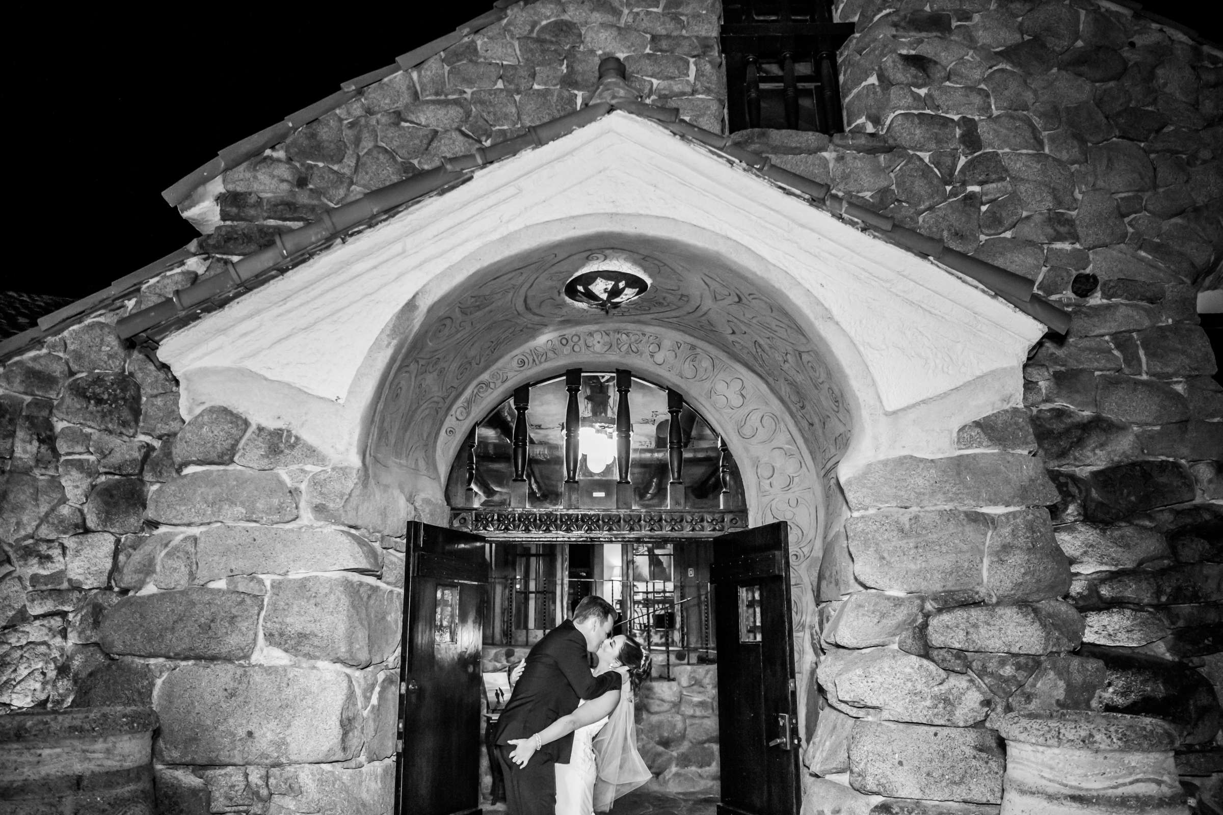 Mt Woodson Castle Wedding, Lauren and Travis Wedding Photo #113 by True Photography