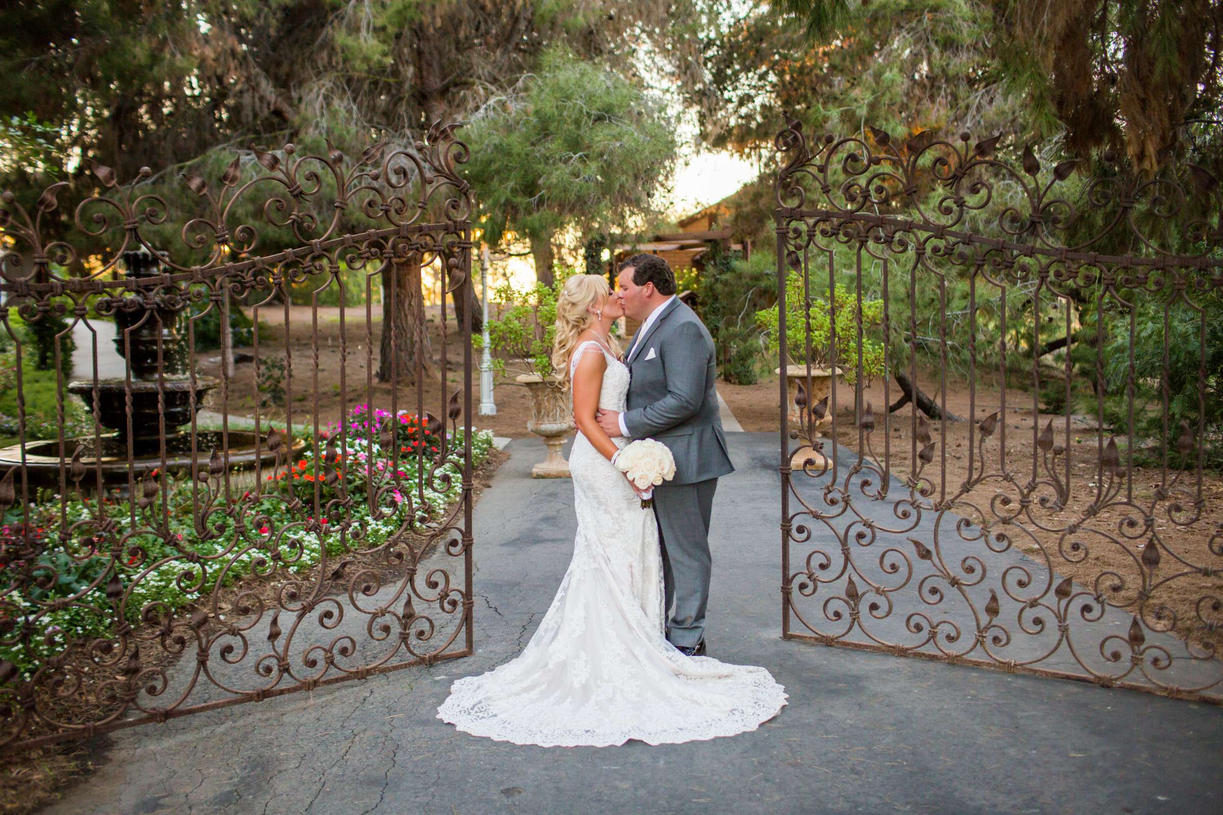 Ethereal Gardens Wedding, Allison and John Wedding Photo #425468 by True Photography