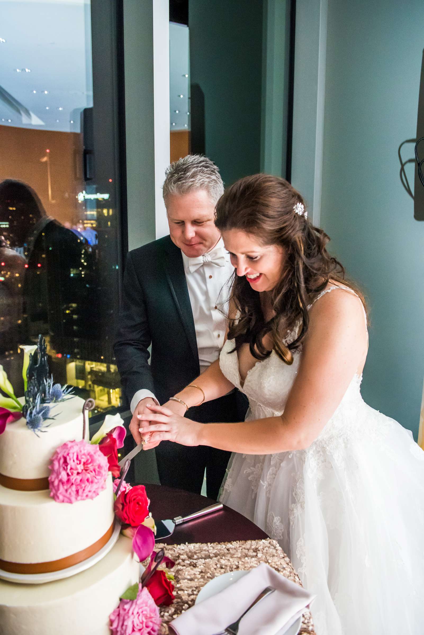 The Ultimate Skybox Wedding, Valerie and Andrew Wedding Photo #435508 by True Photography