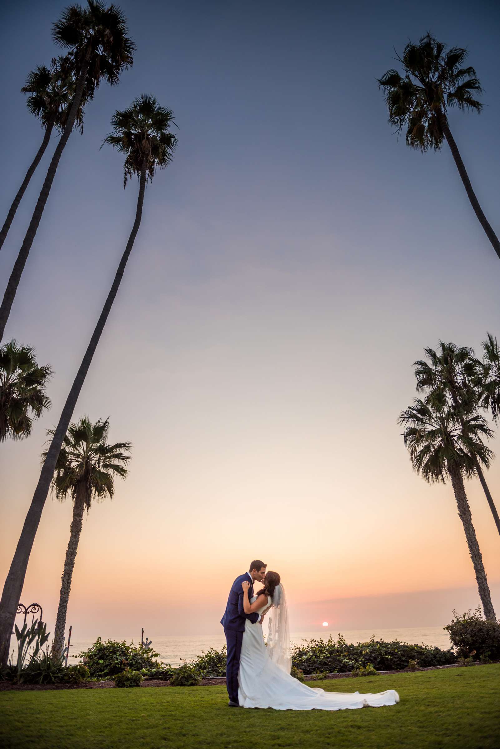Casino San Clemente Wedding coordinated by Elegant Sofreh Design, Eli and Faisal Wedding Photo #20 by True Photography